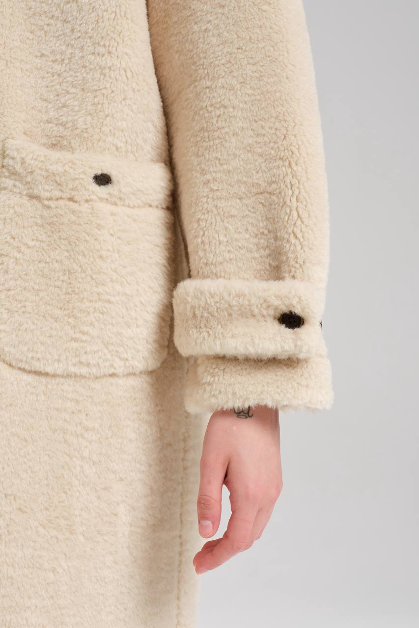 Kadın Peluş Kumaş İçi Süet Kemik Düğme Detaylı Tasarım Uzun Mont Kaban