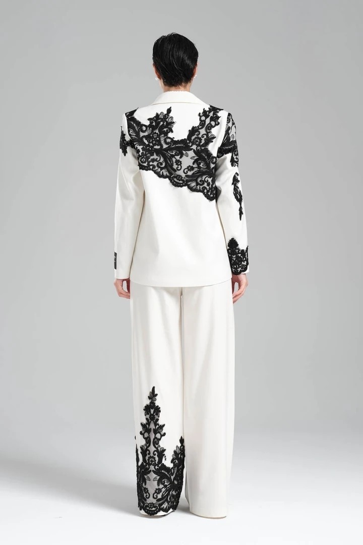 Women's Lace Applique Design Blazer Jacket