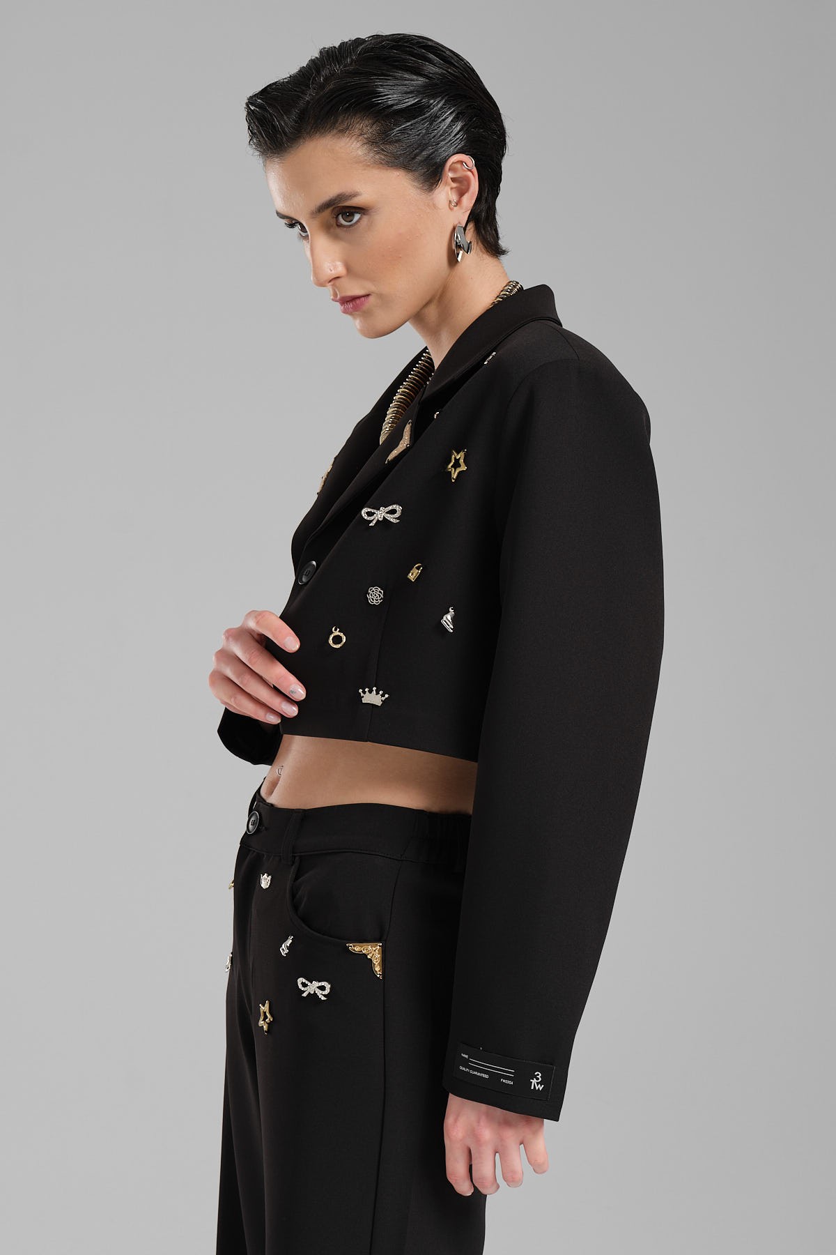 Women's Accessory Detailed Design Crop Blazer Jacket