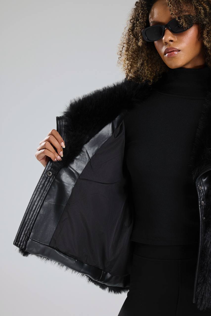 Kadın Kürk Yakası Kolları Deri Detaylı Premium Kalite Tasarım Kaban Mont