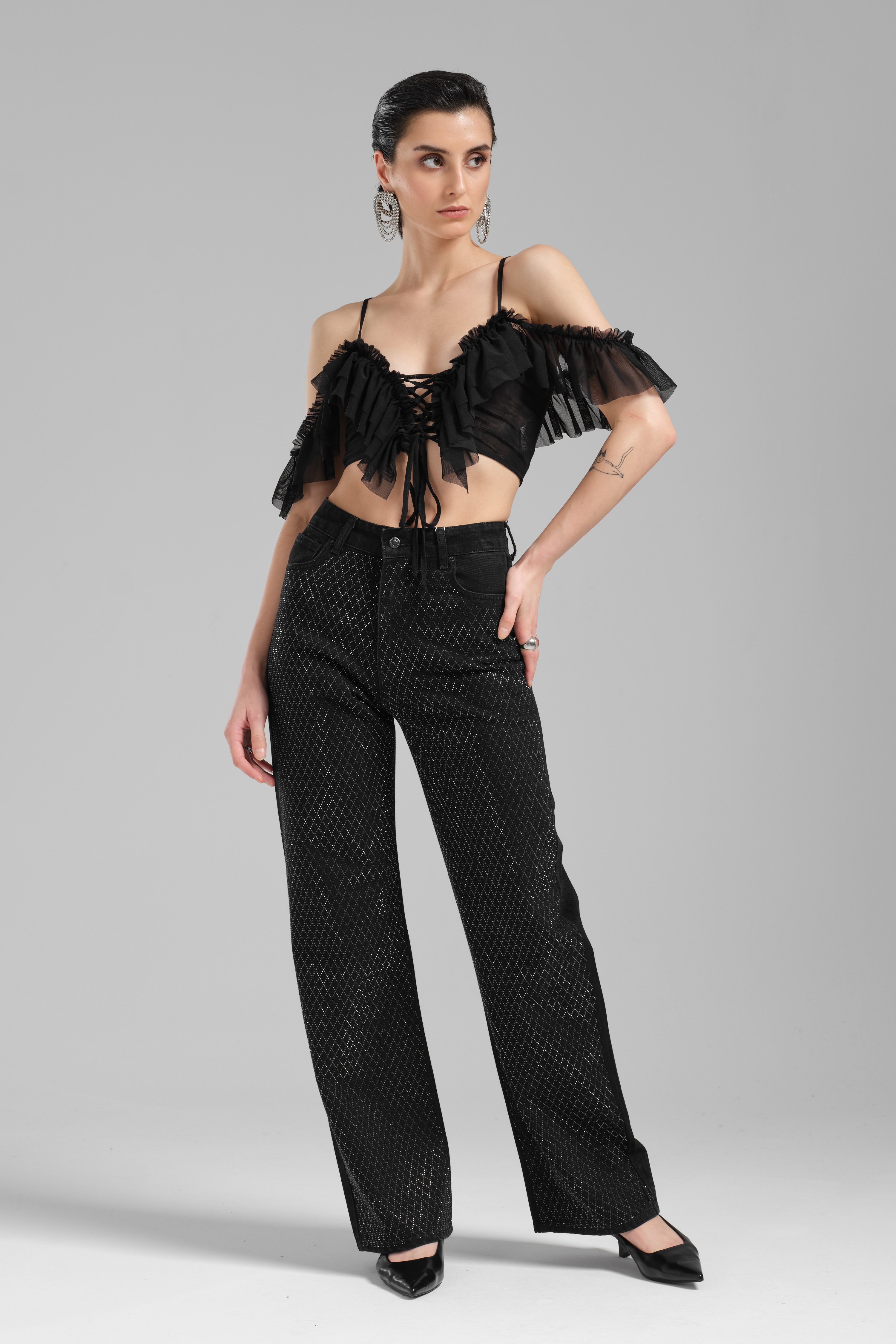 Kadın Tül Detaylı Fırfırlı Tasarım Crop Bluz