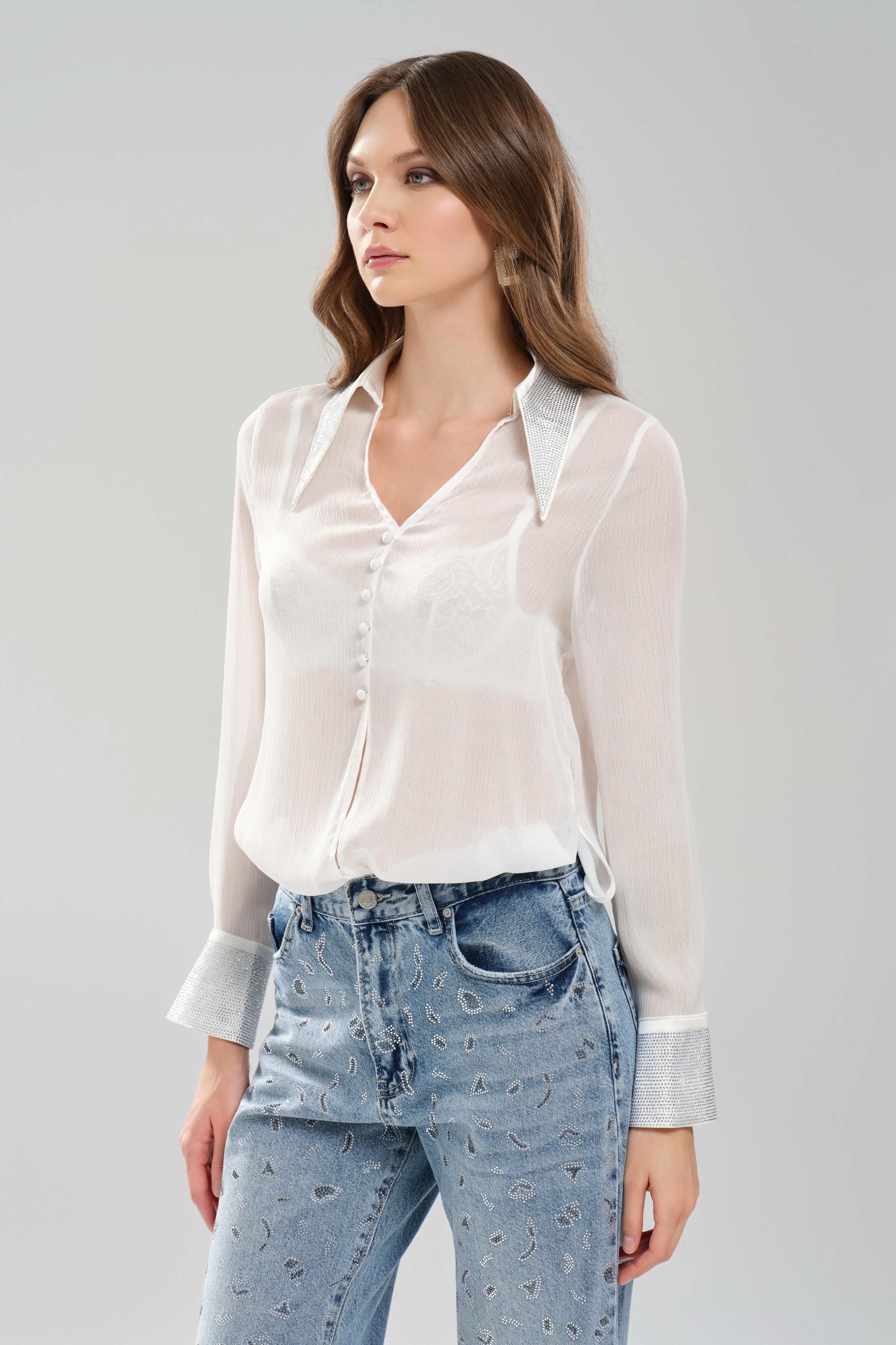 Kadın Şifon Kumaş Yakası ve Manşetleri Taşlı Tasarım Gömlek