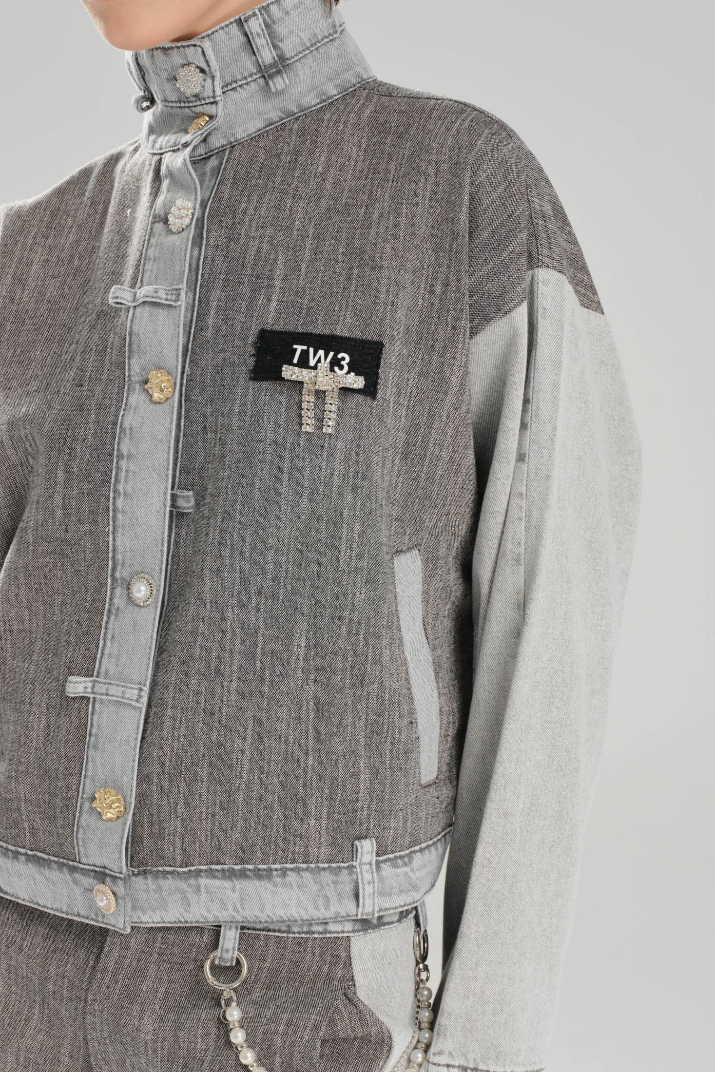 Kadın Taşlı Düğmeli Denim Kumaş Garnili Tasarım Ceket 