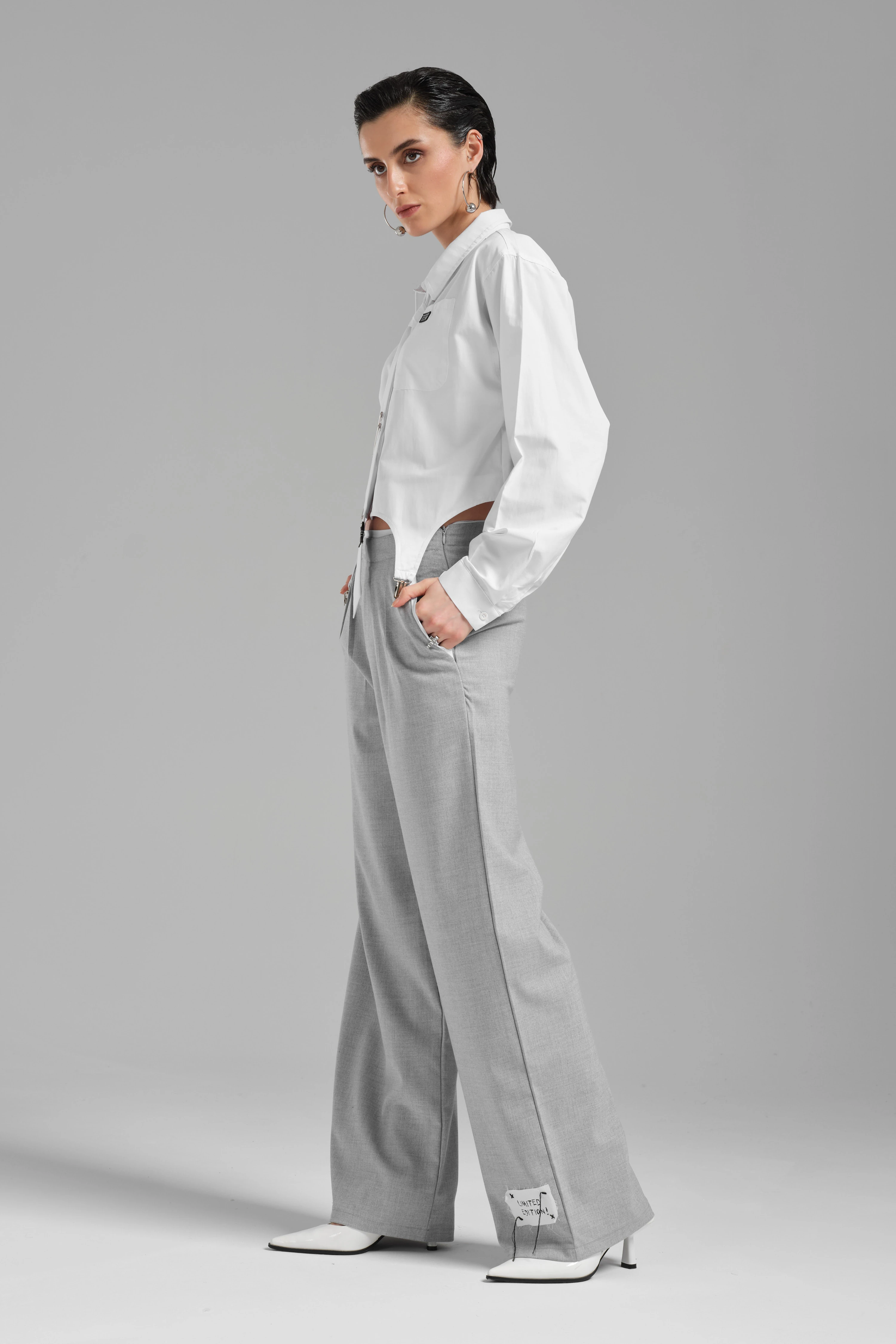 Kadın Kravat Detaylı Özel Tasarım Gömlek