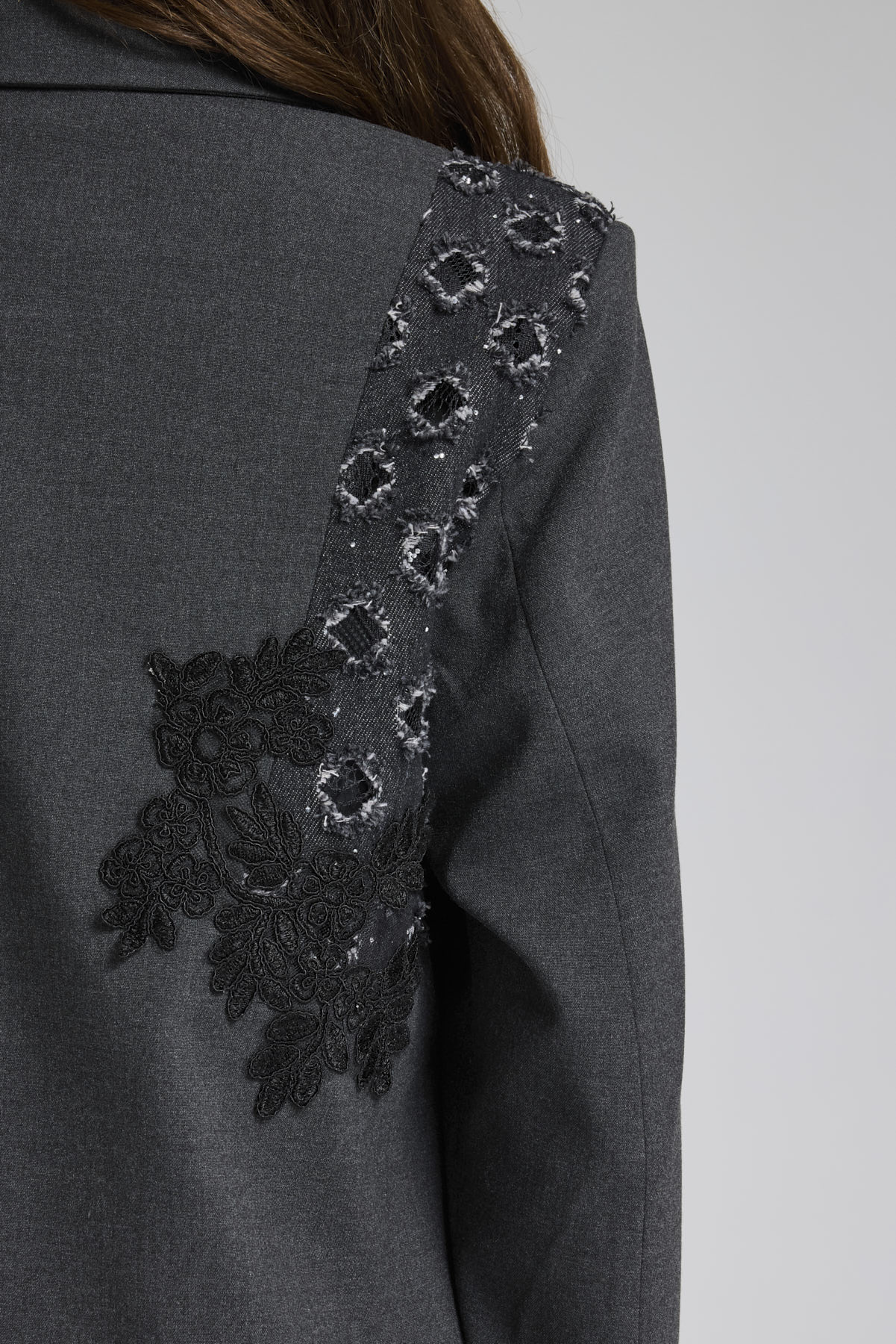 Kadın Dantel Aplike Detaylı Tasarım Blazer Ceket