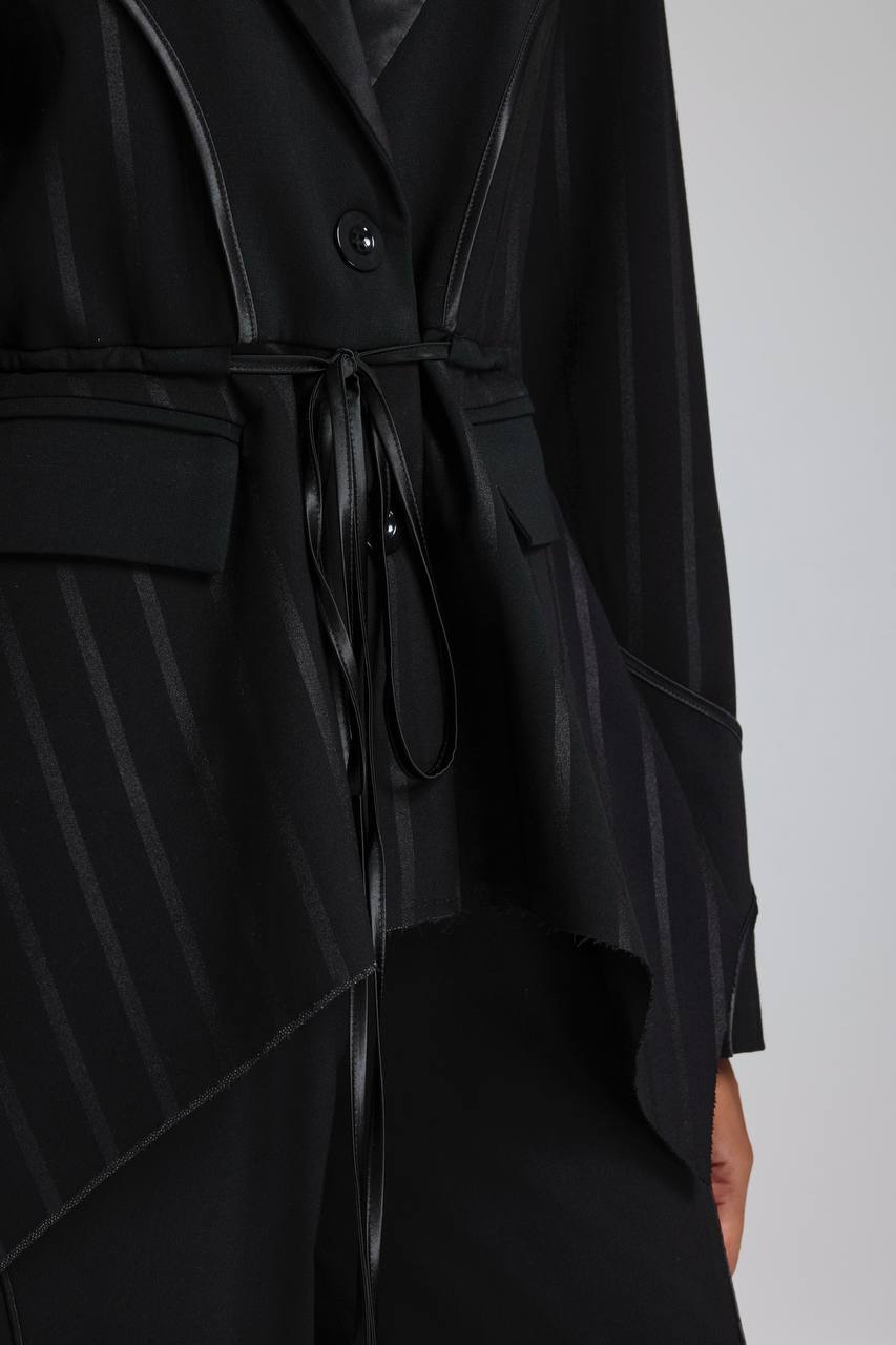Kadın Çizgili Varak Baskı ve Saten Detaylı Tasarım Blazer Ceket