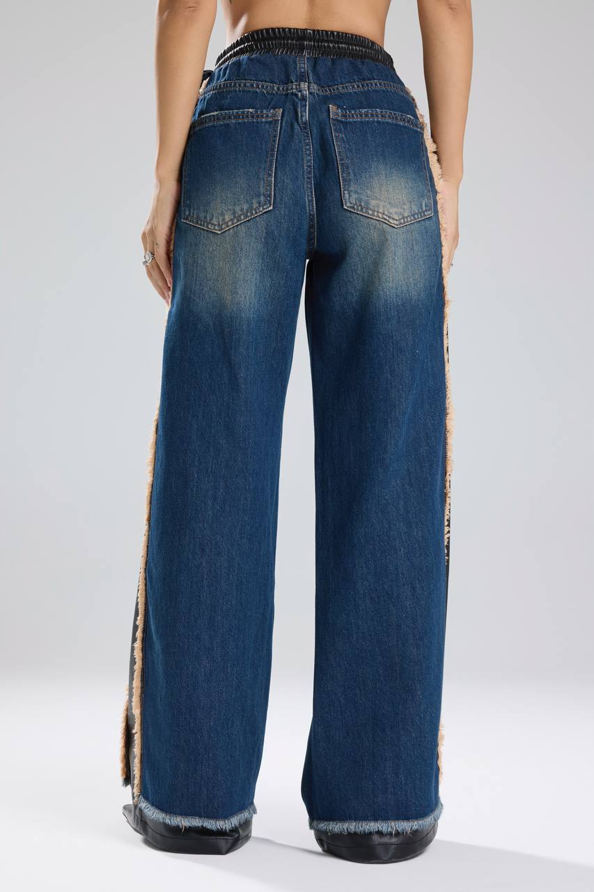 Kadın Suni Deri Garnili Zincir Detaylı Tasarım Pantolon