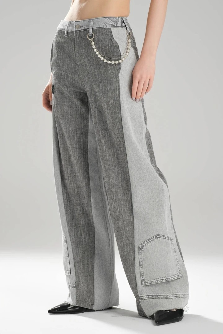 Kadın İnci Zincir Aksesuarlı Denim Kumaş Garnili Tasarım Pantolon