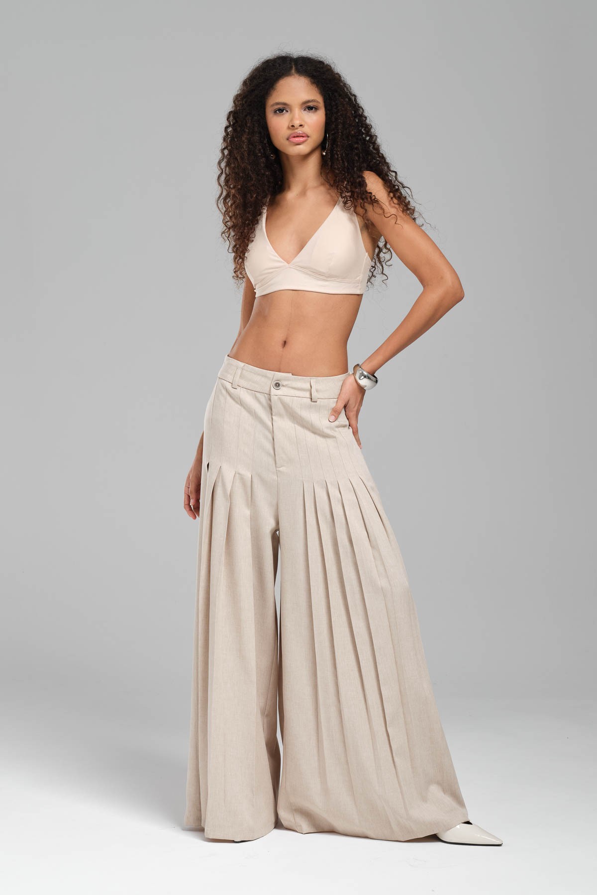 Women's Front and Back Pleated Design Trousers