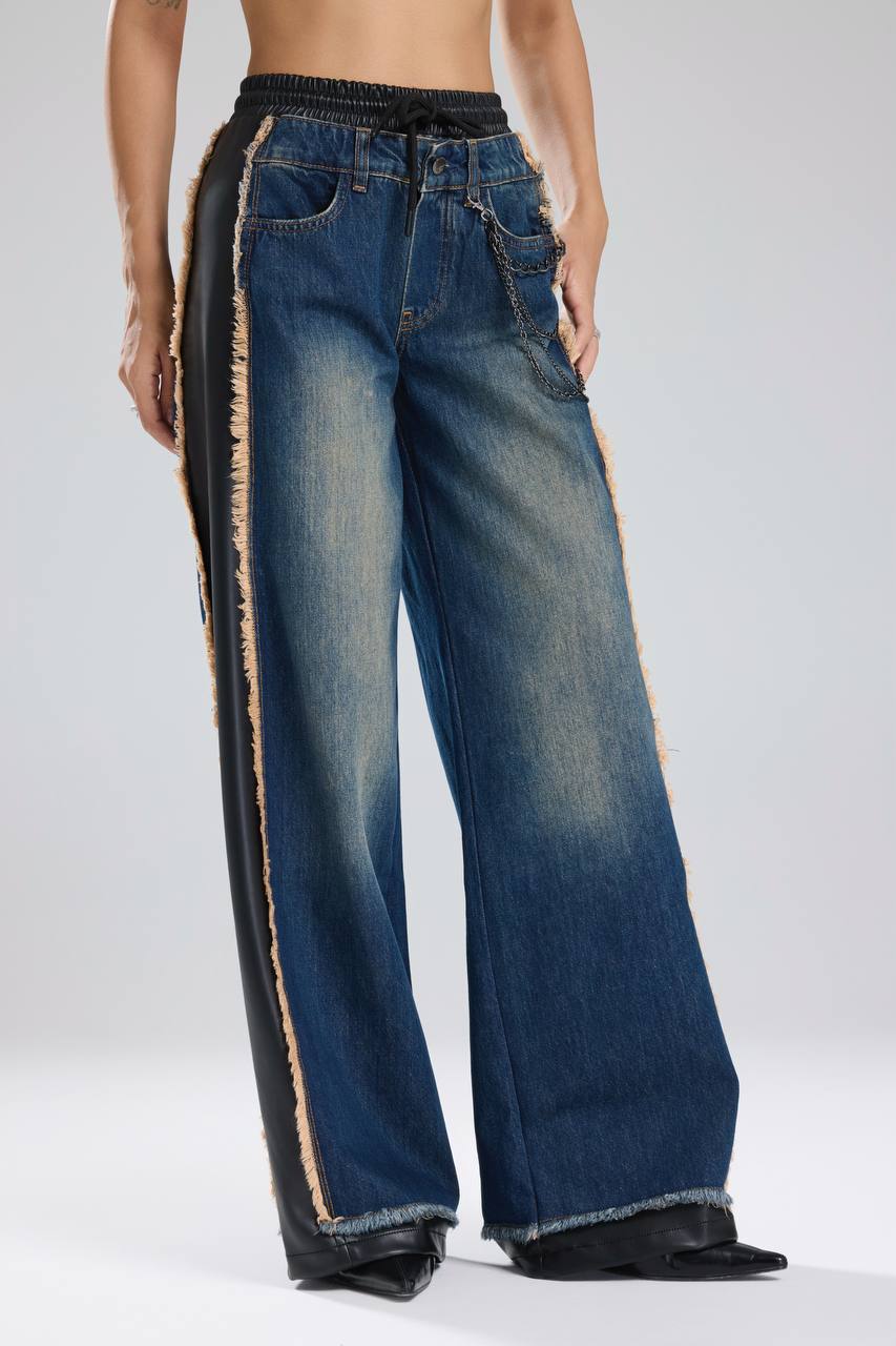 Kadın Suni Deri Garnili Zincir Detaylı Tasarım Pantolon