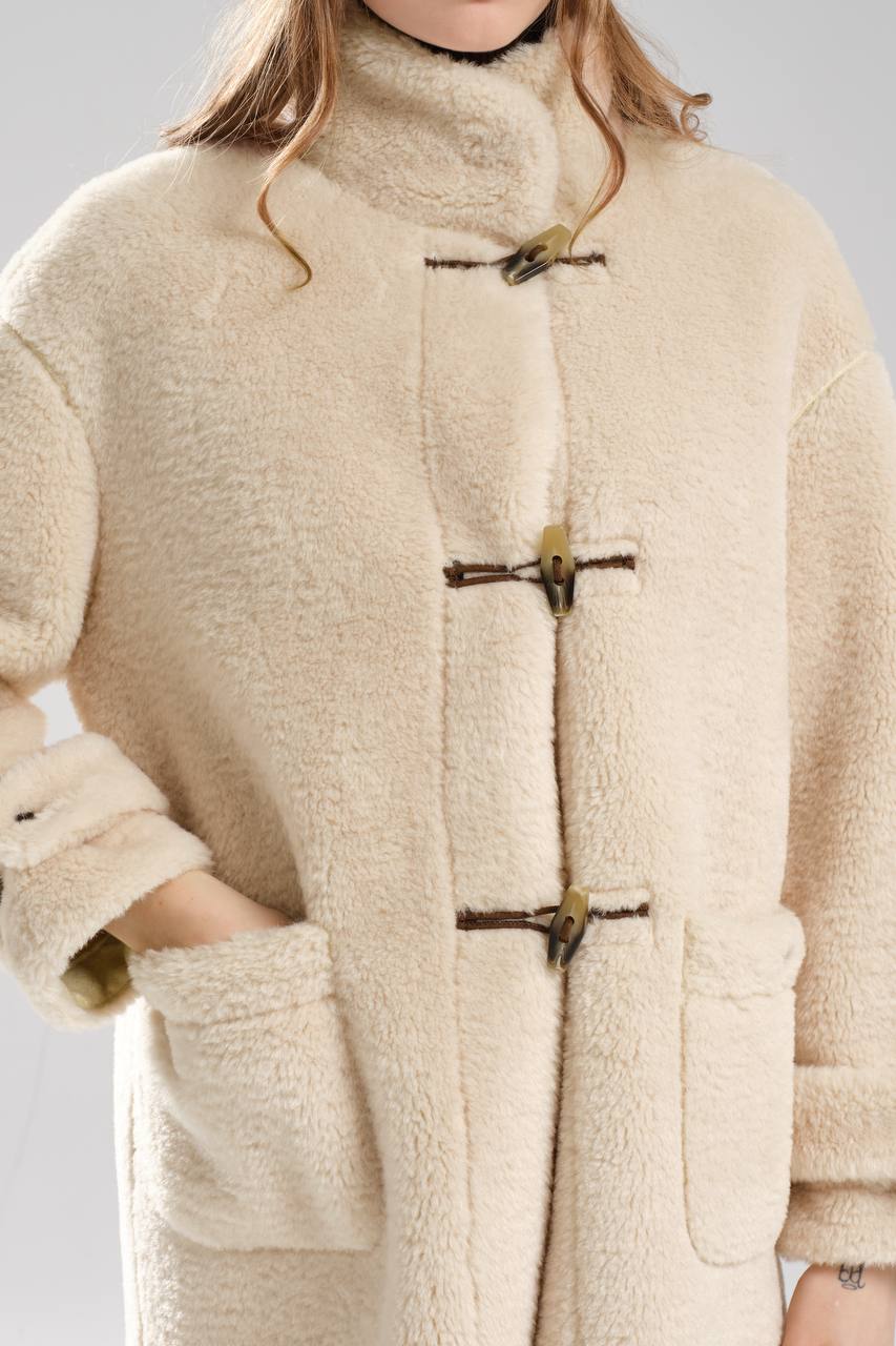 Kadın Peluş Kumaş İçi Süet Kemik Düğme Detaylı Tasarım Uzun Mont Kaban