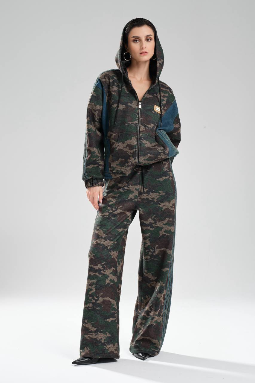 Kadın Kamuflaj Desenli Denim Garnili Kapüşonlu Tasarım Ceket