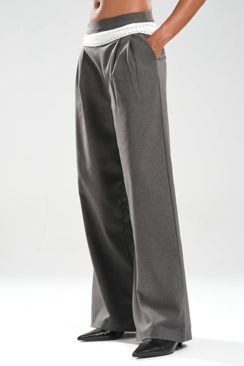 Kadın Dantel ve Pile Detaylı Tasarım Pantolon