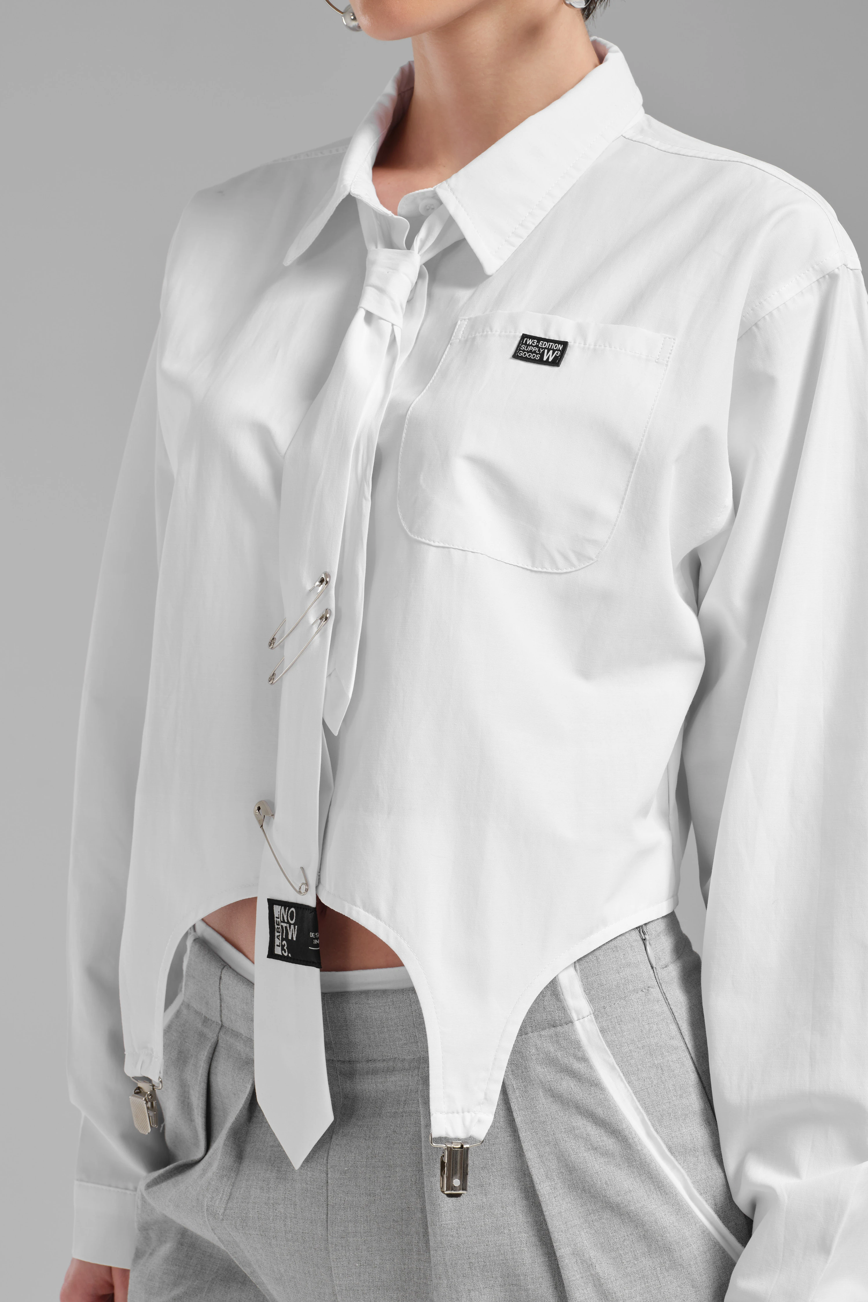 Kadın Kravat Detaylı Özel Tasarım Gömlek