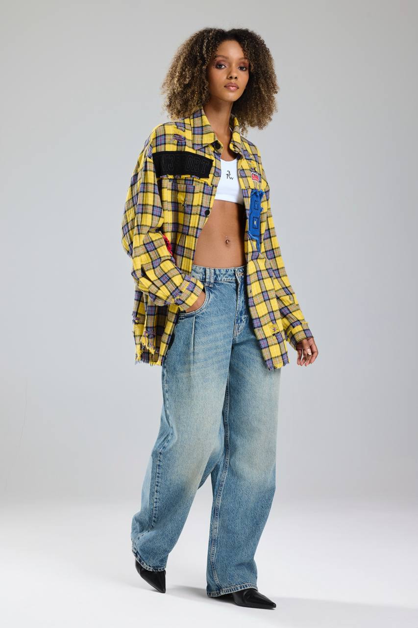 Kadın Ekose Kumaş Aplike ve Eskitme Detaylı Tasarım Gömlek