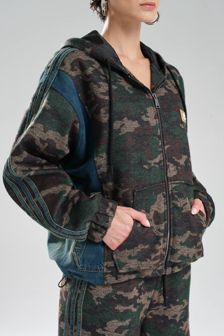 Kadın Kamuflaj Desenli Denim Garnili Kapüşonlu Tasarım Ceket