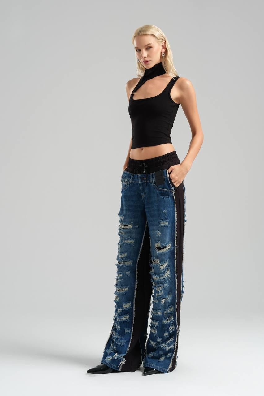 Jeans with Plenty of Rents and Woven Fabric Detail