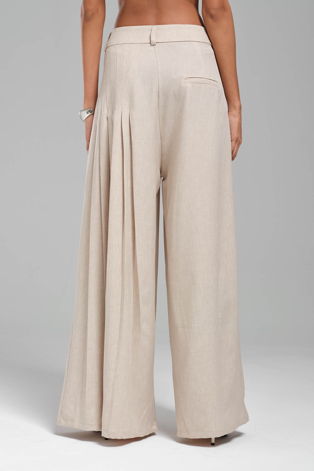 Women's Front and Back Pleated Design Trousers
