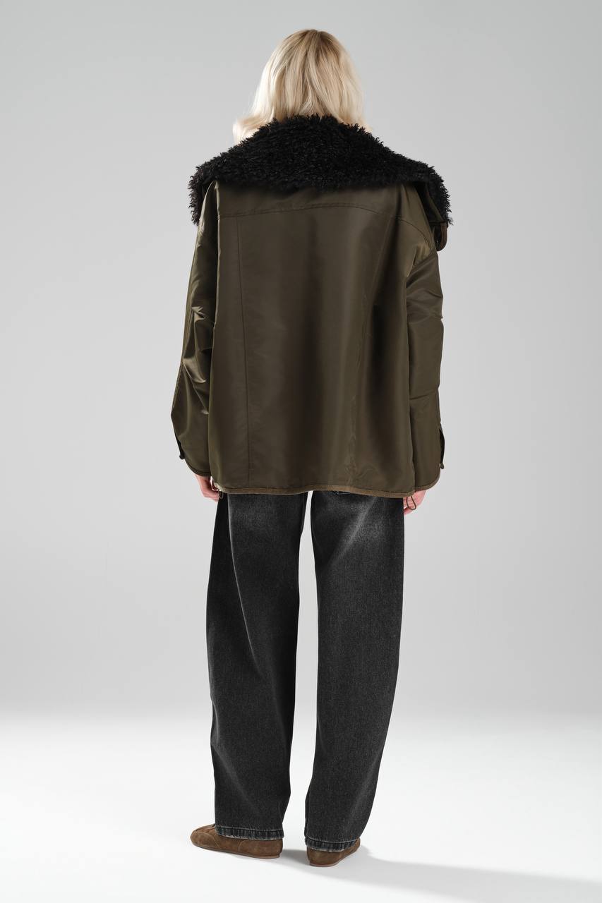 Kadın Yakası Kürklü İç Kısmı Peluş Astarlı Su Geçirmez Tasarım Mont Kaban