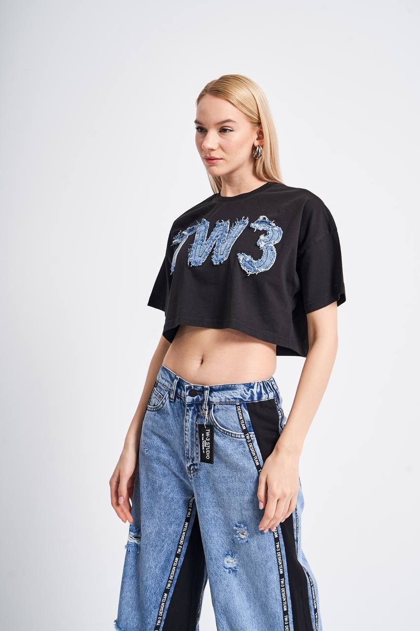 Denim Logo Aplikeli Tasarım Kadın Crop Tshirt