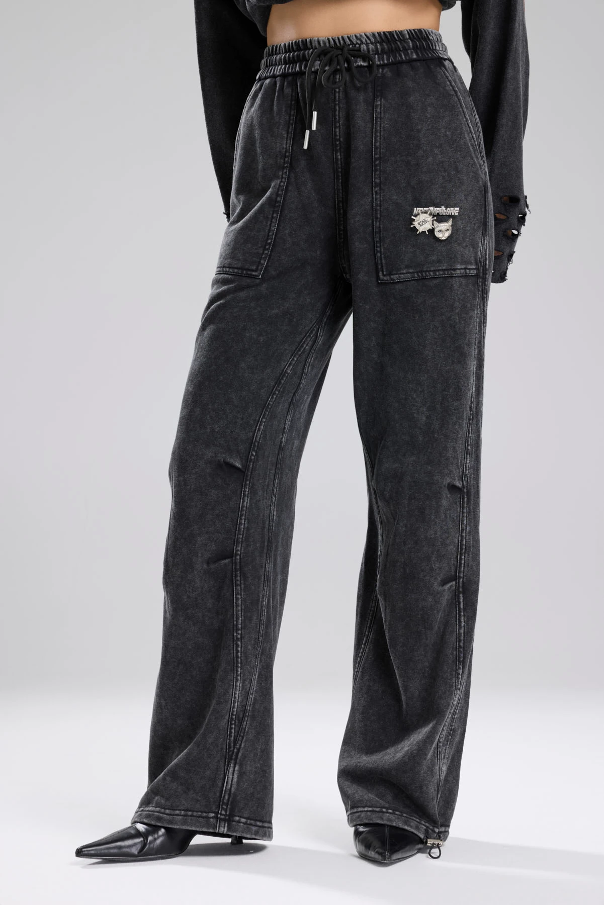 Kadın Yıkamalı Metal Broş Detaylı Tasarım Pantolon