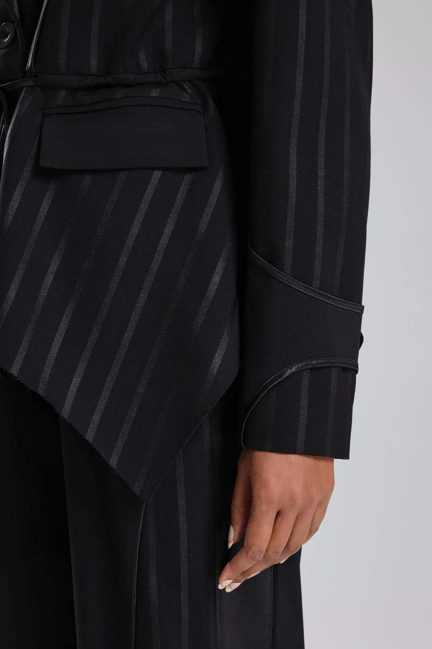Kadın Çizgili Varak Baskı ve Saten Detaylı Tasarım Blazer Ceket