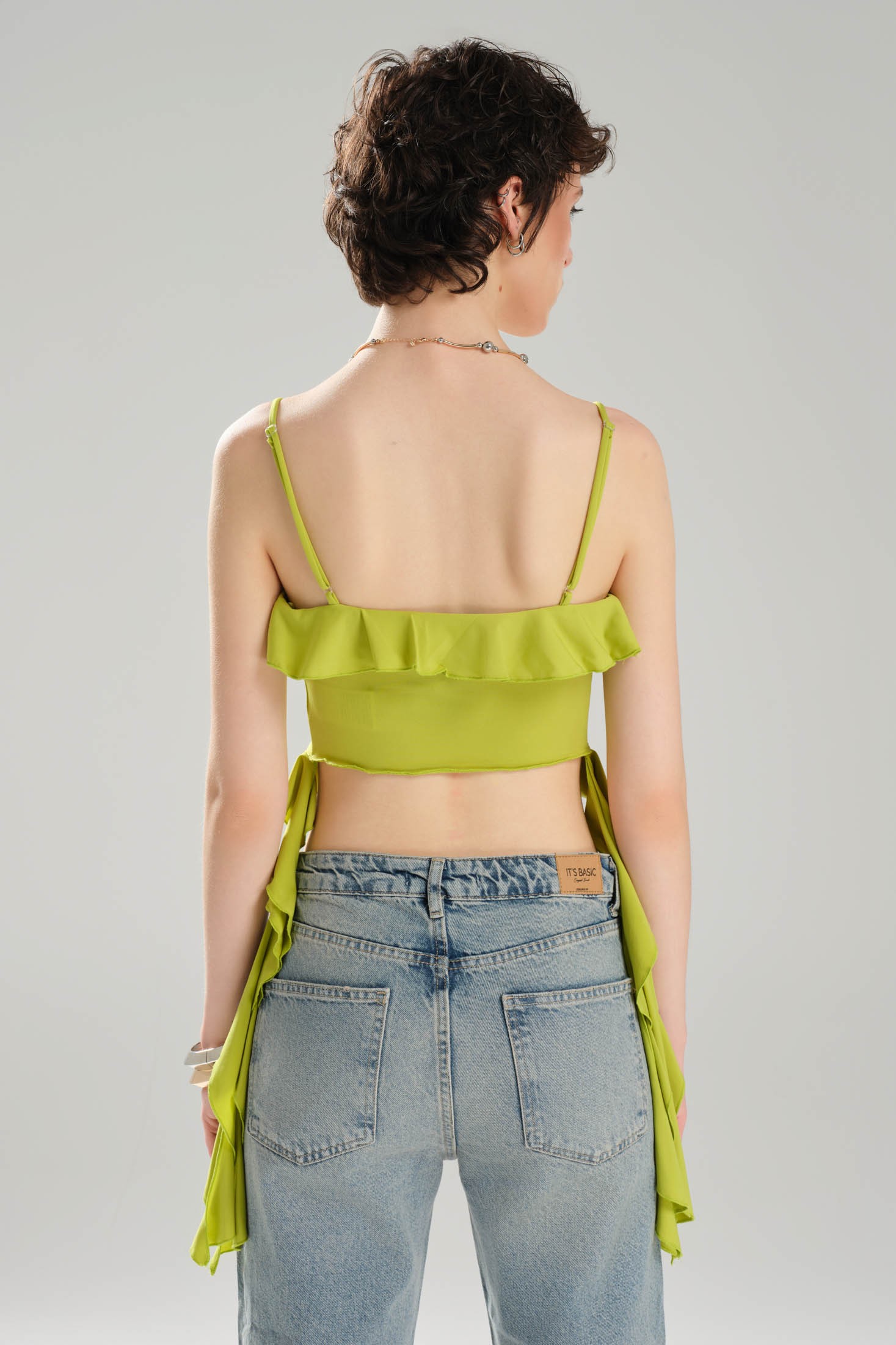 Kadın Askılı Fırfır Detaylı Tasarım Crop Bluz