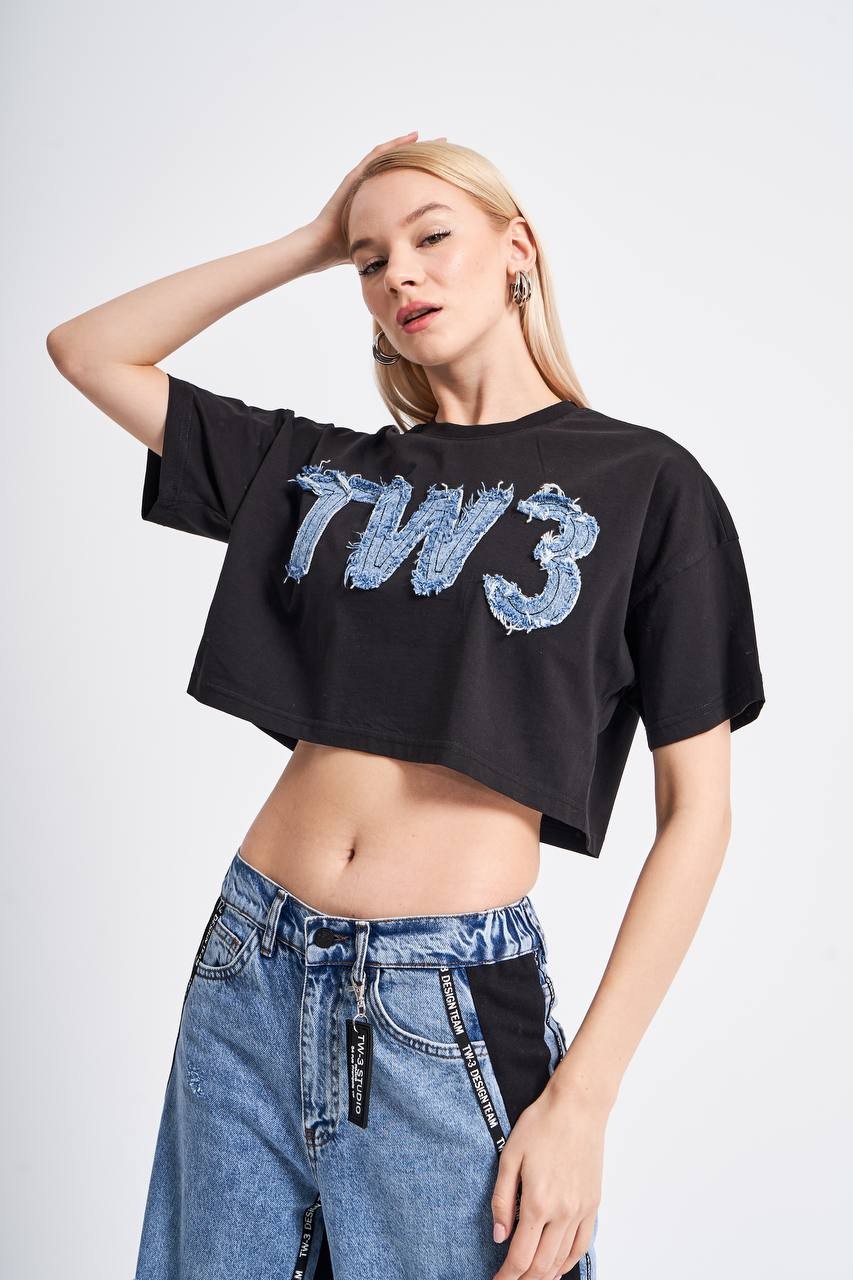 Denim Logo Aplikeli Tasarım Kadın Crop Tshirt