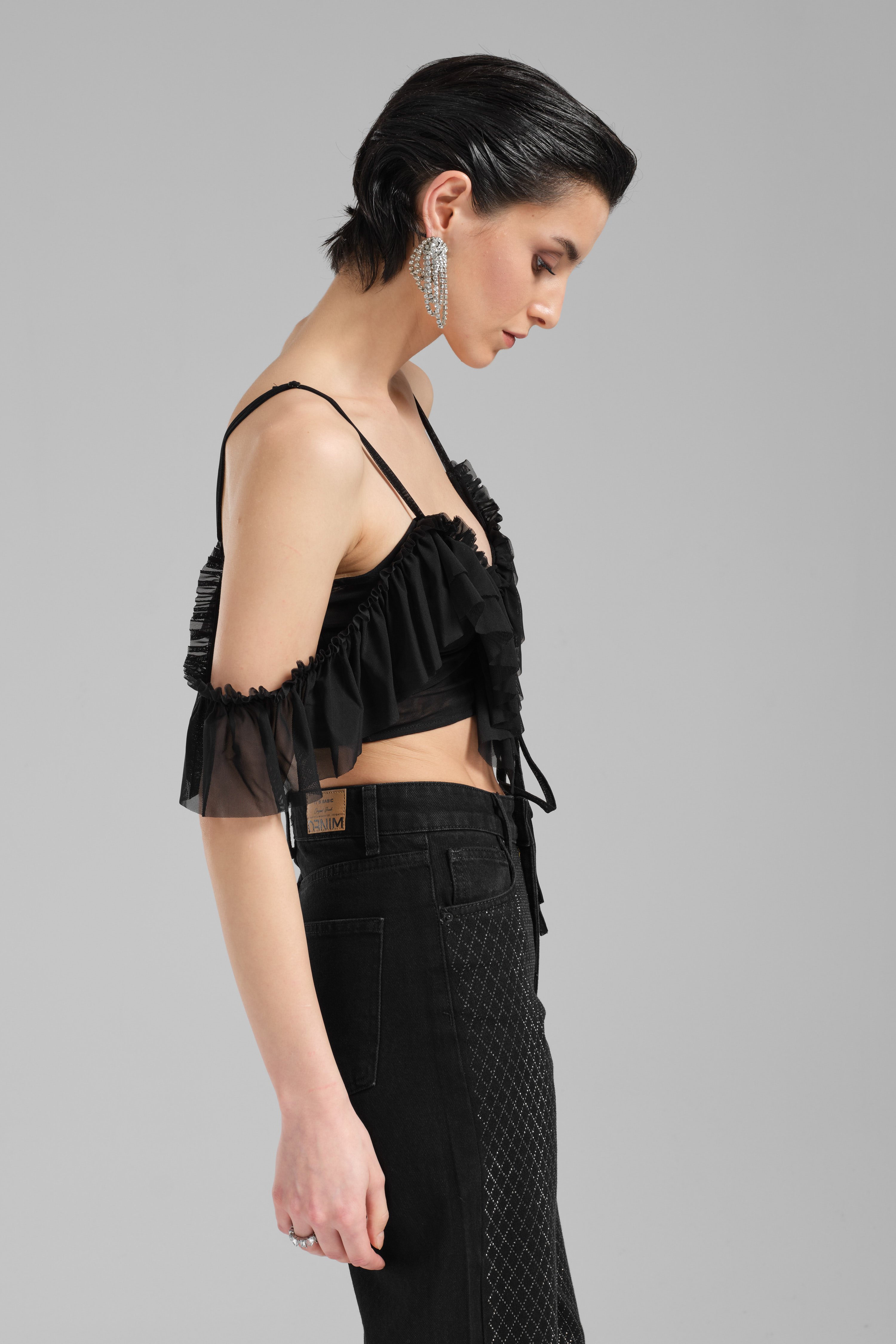 Kadın Tül Detaylı Fırfırlı Tasarım Crop Bluz