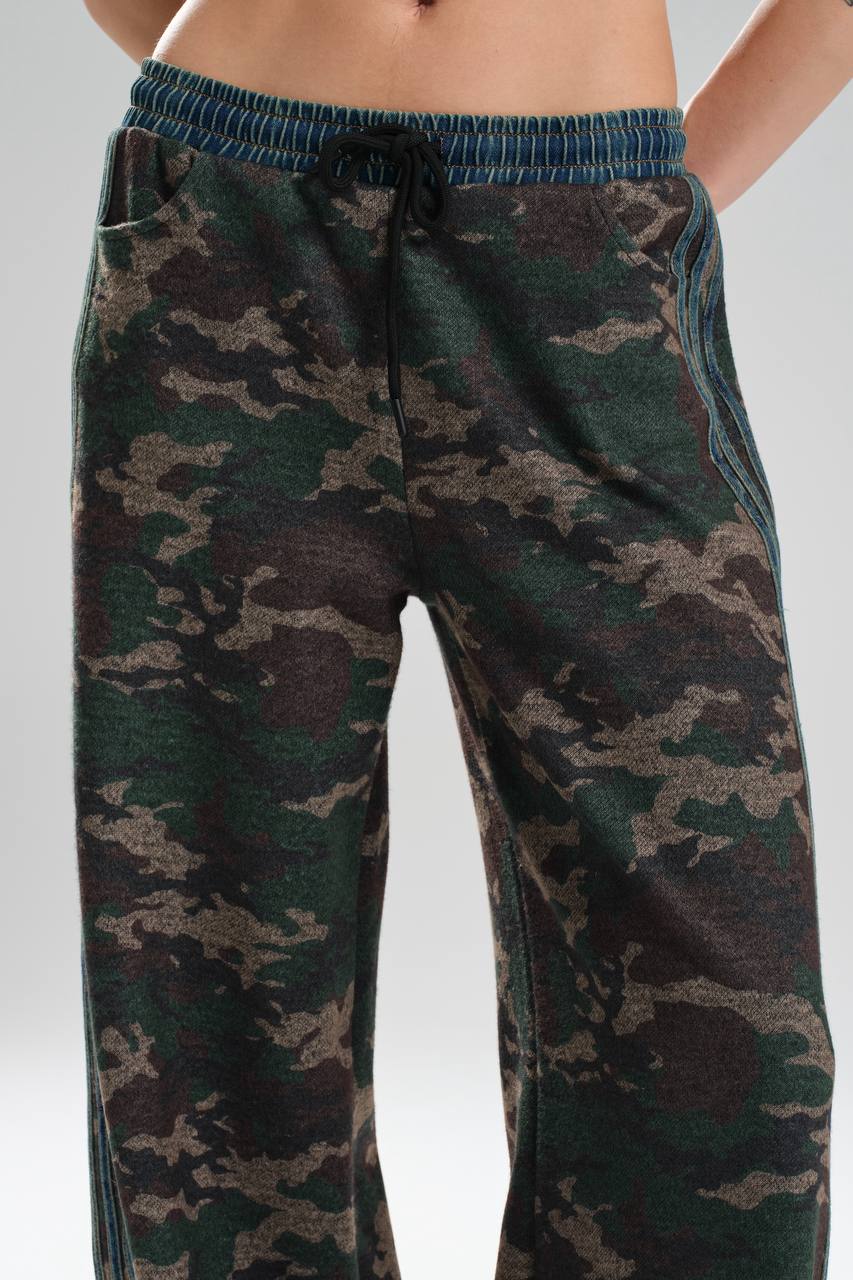 Kadın Kamuflaj Desenli Denim Garnili Tasarım Pantolon