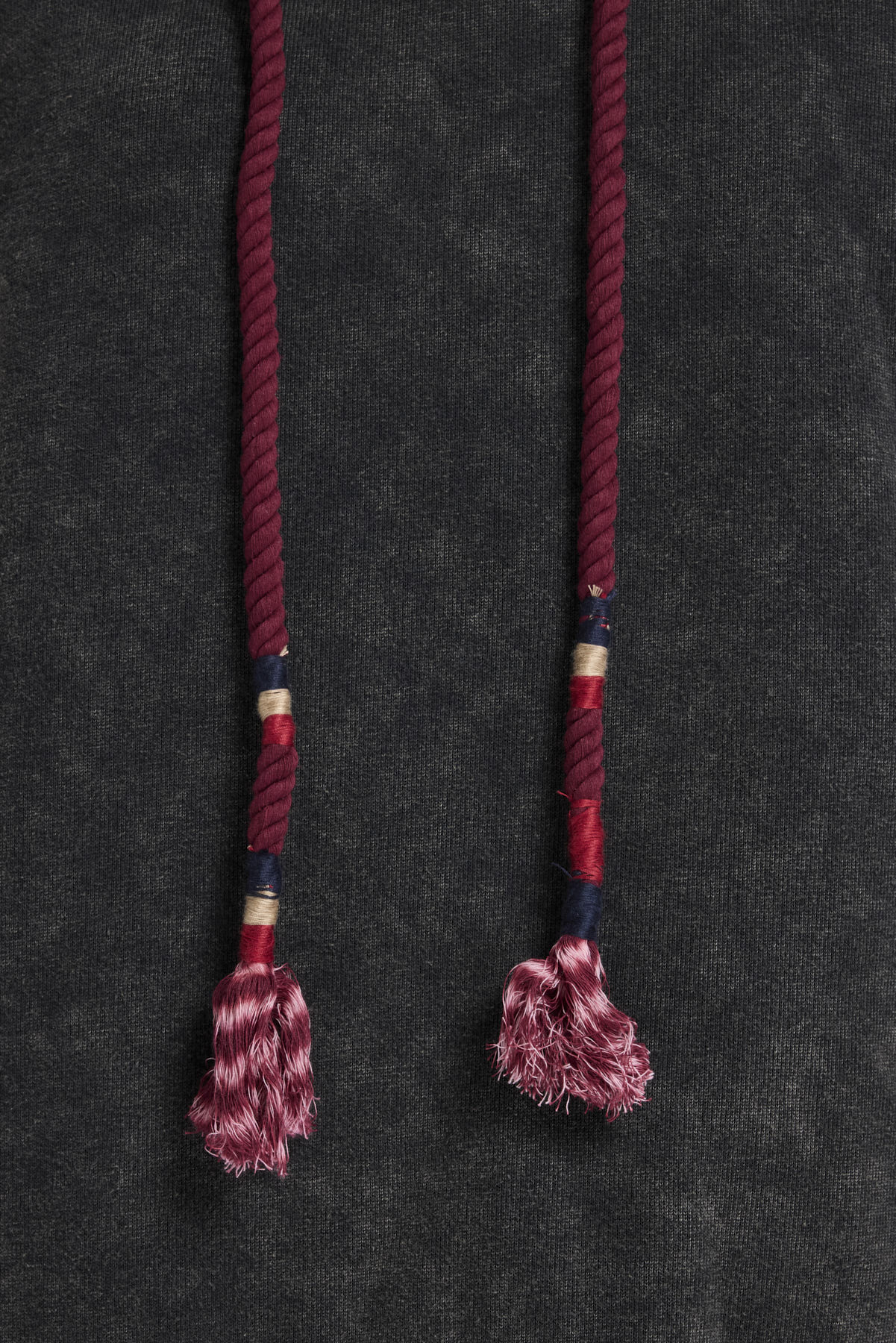 Kadın Yıkamalı Kolları Triko Fır Fır Detaylı Kapüşonlu Tasarım Sweatshirt