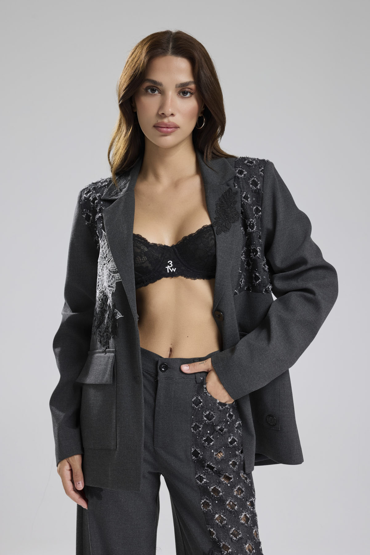 Kadın Dantel Aplike Detaylı Tasarım Blazer Ceket