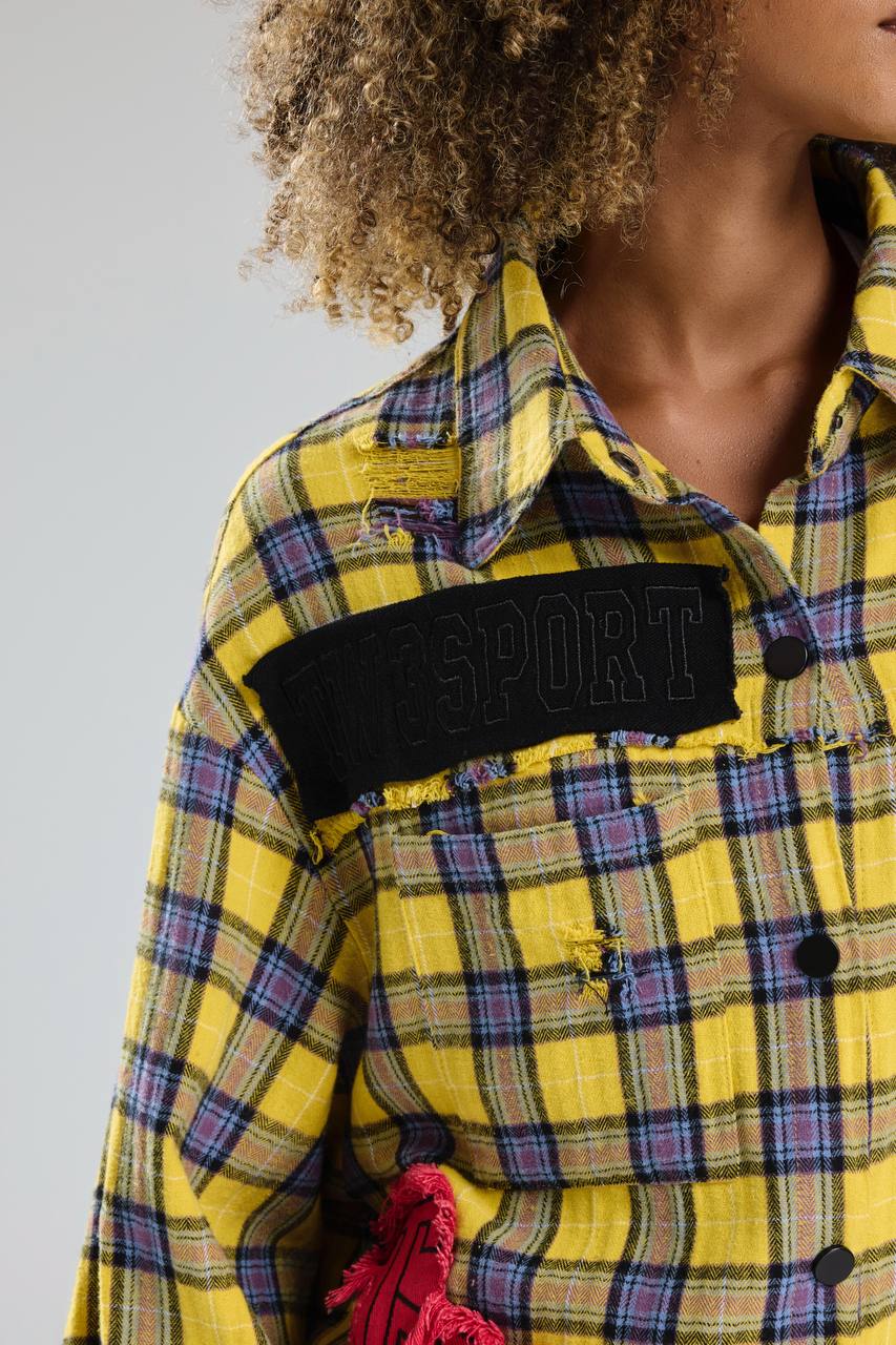 Kadın Ekose Kumaş Aplike ve Eskitme Detaylı Tasarım Gömlek