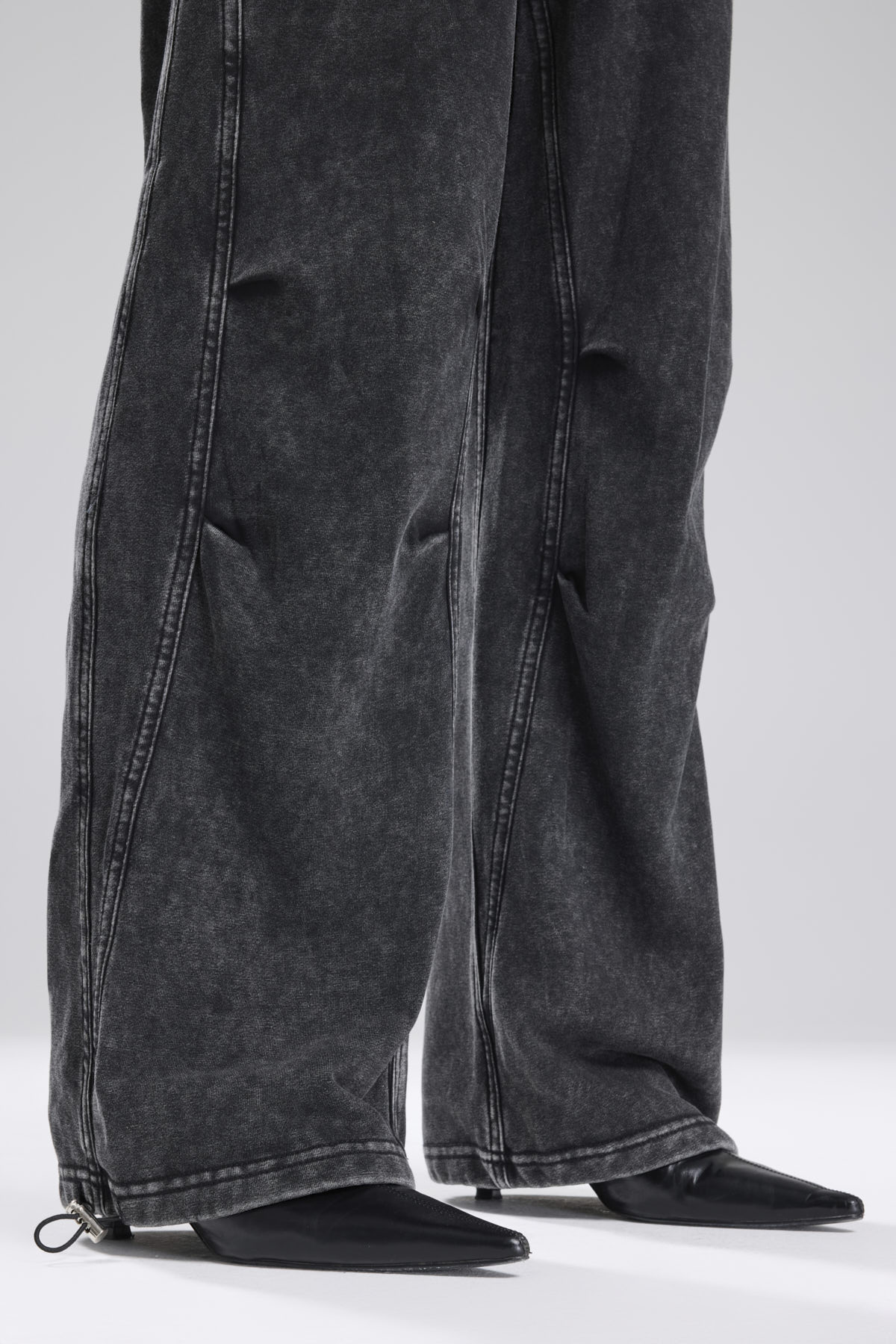 Kadın Yıkamalı Metal Broş Detaylı Tasarım Pantolon