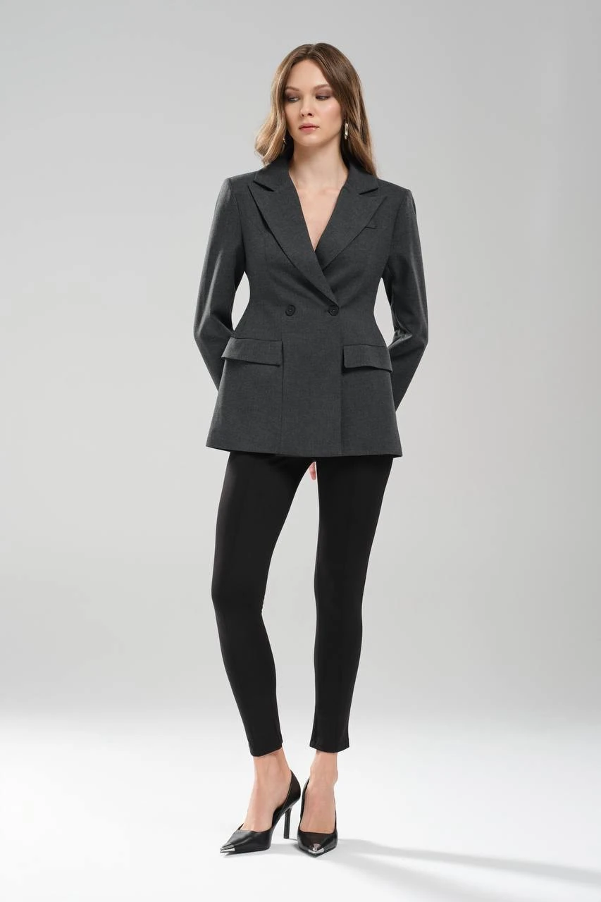 Kadın Belden Oturtmalı Formlu Kruvaze Kapamalı Tasarım Blazer Ceket