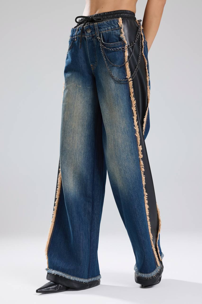 Kadın Suni Deri Garnili Zincir Detaylı Tasarım Pantolon