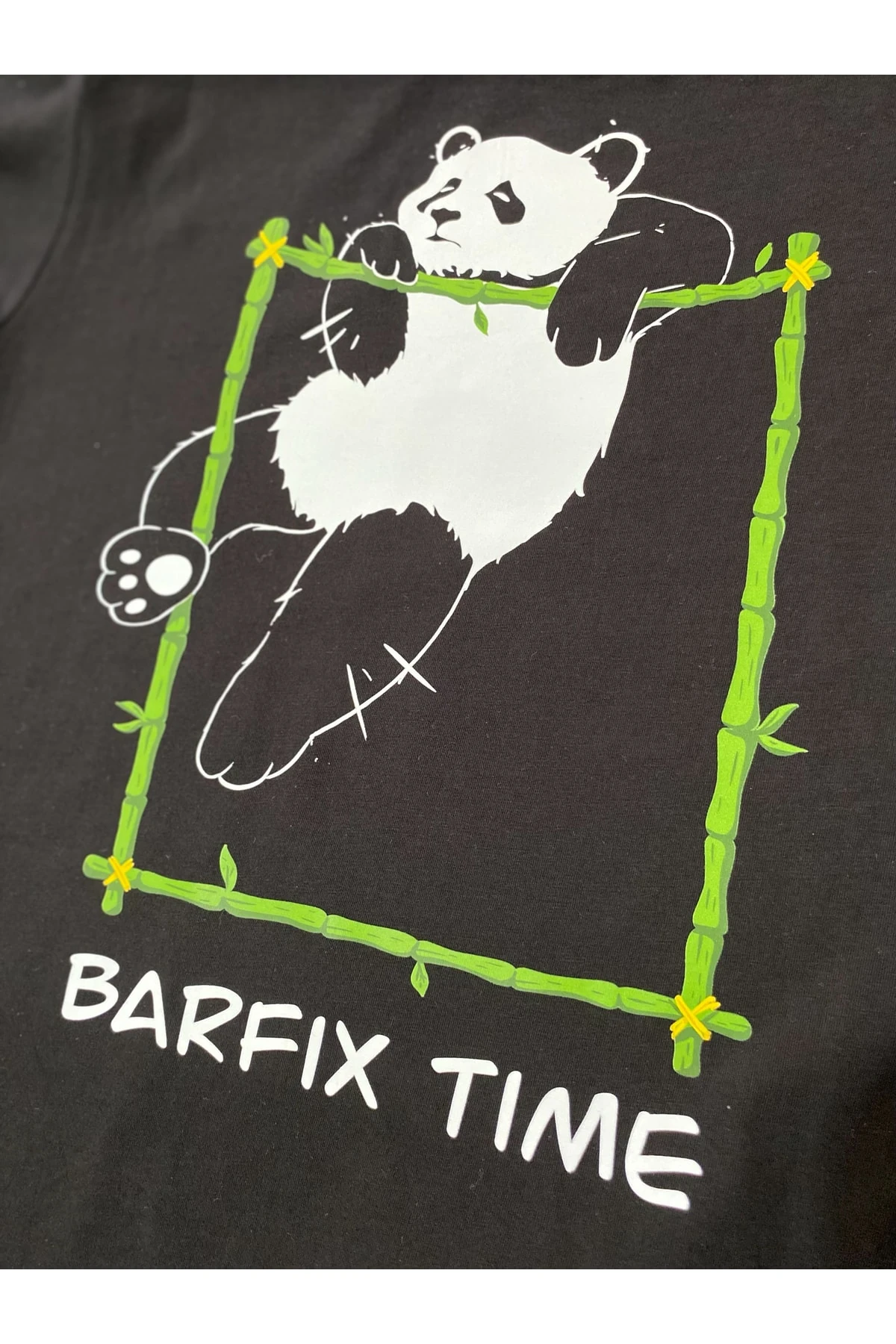 Unısex %100 Pamuk Siyah Bisiklet Yaka Panda Baskılı Tişört