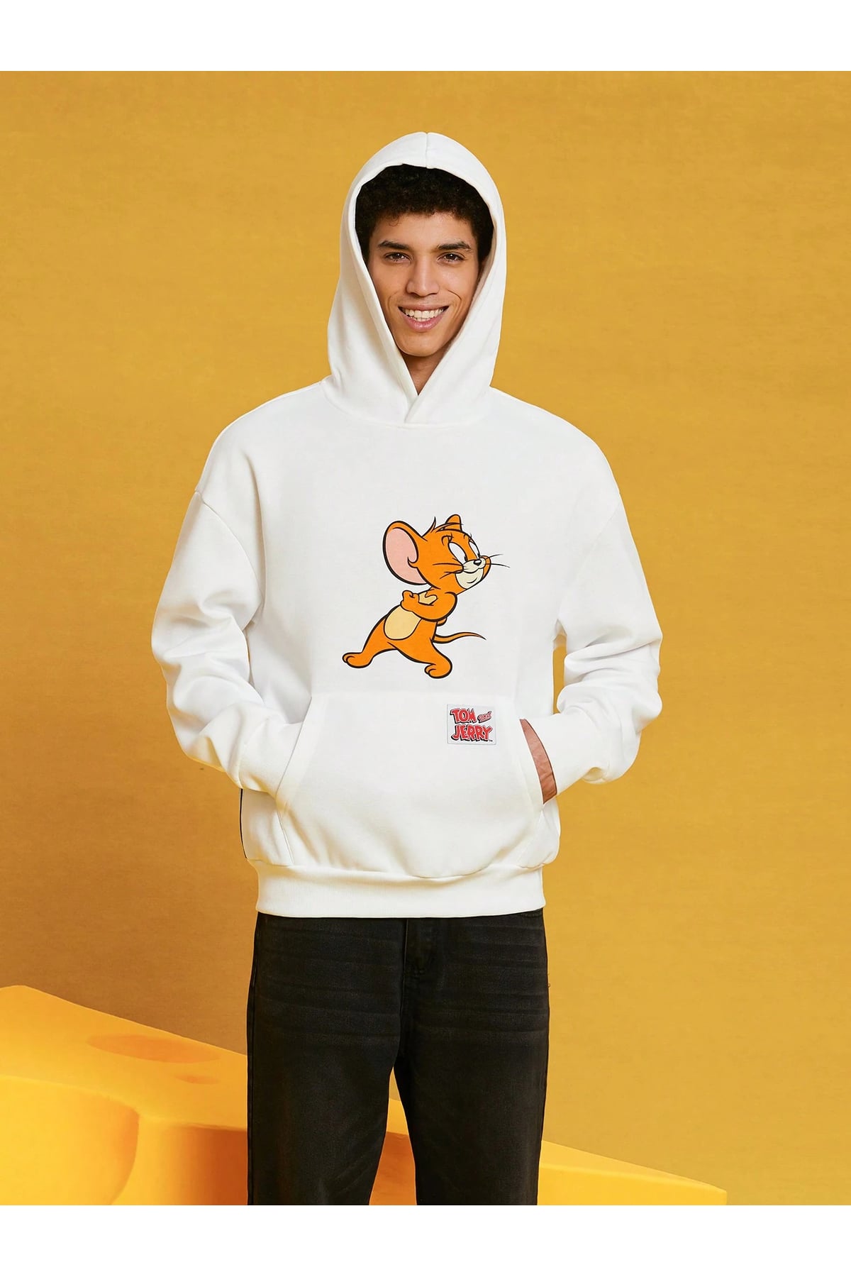 Tom ve Jerry Karakterli Beyaz Hoodie Seti – Çiftler İçin Eğlenceli Karikatür Tasarım sweatshirt