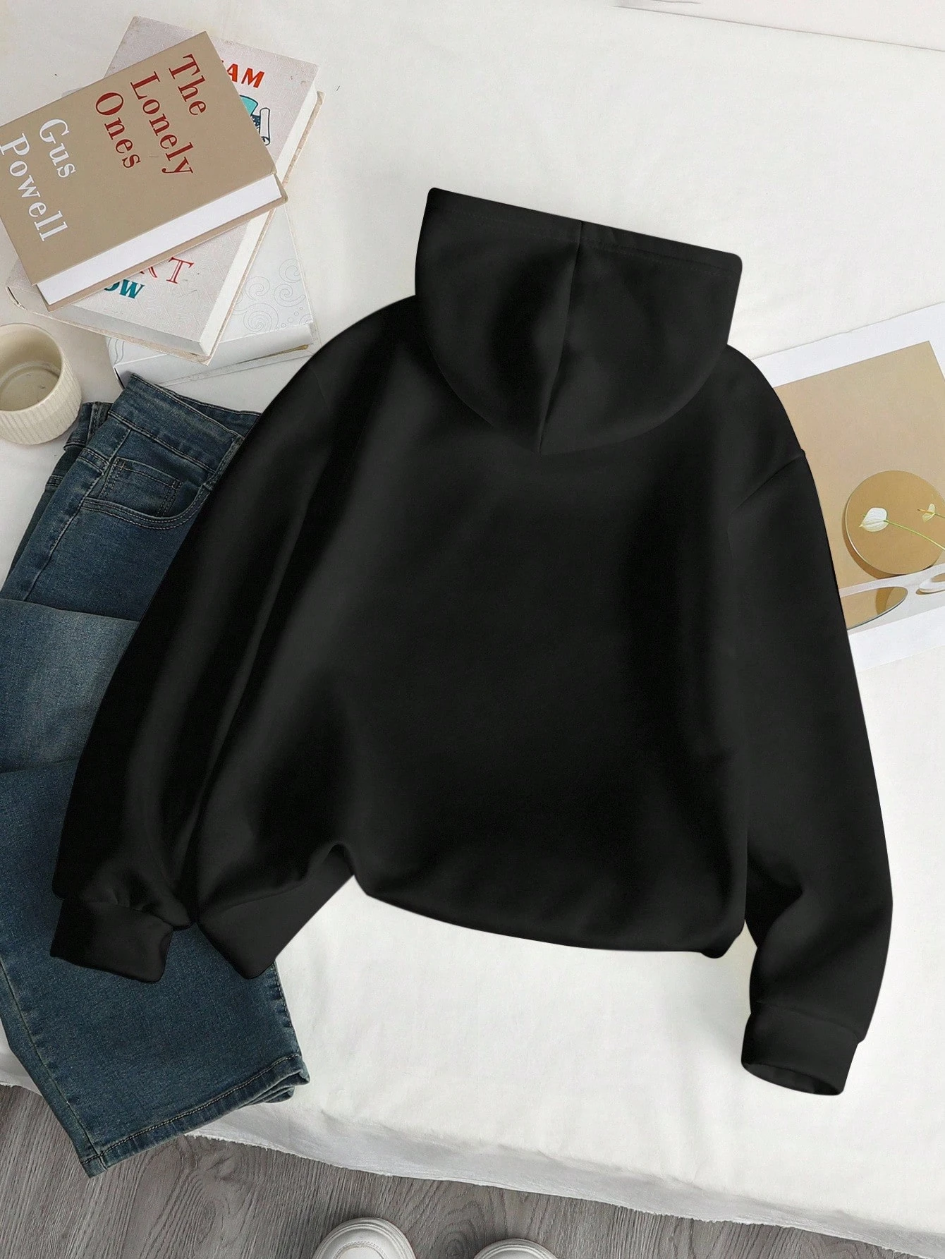 GÜMÜŞ KURDELE BASKILI HOODİE - siyah