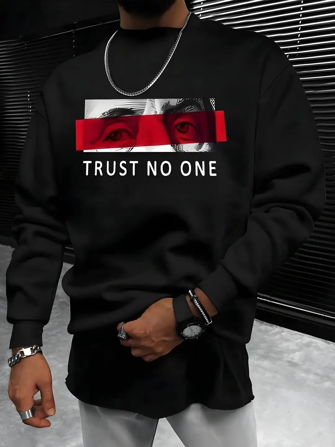 TRUST NO ONE TASARIM SWEATSHIRT - siyah