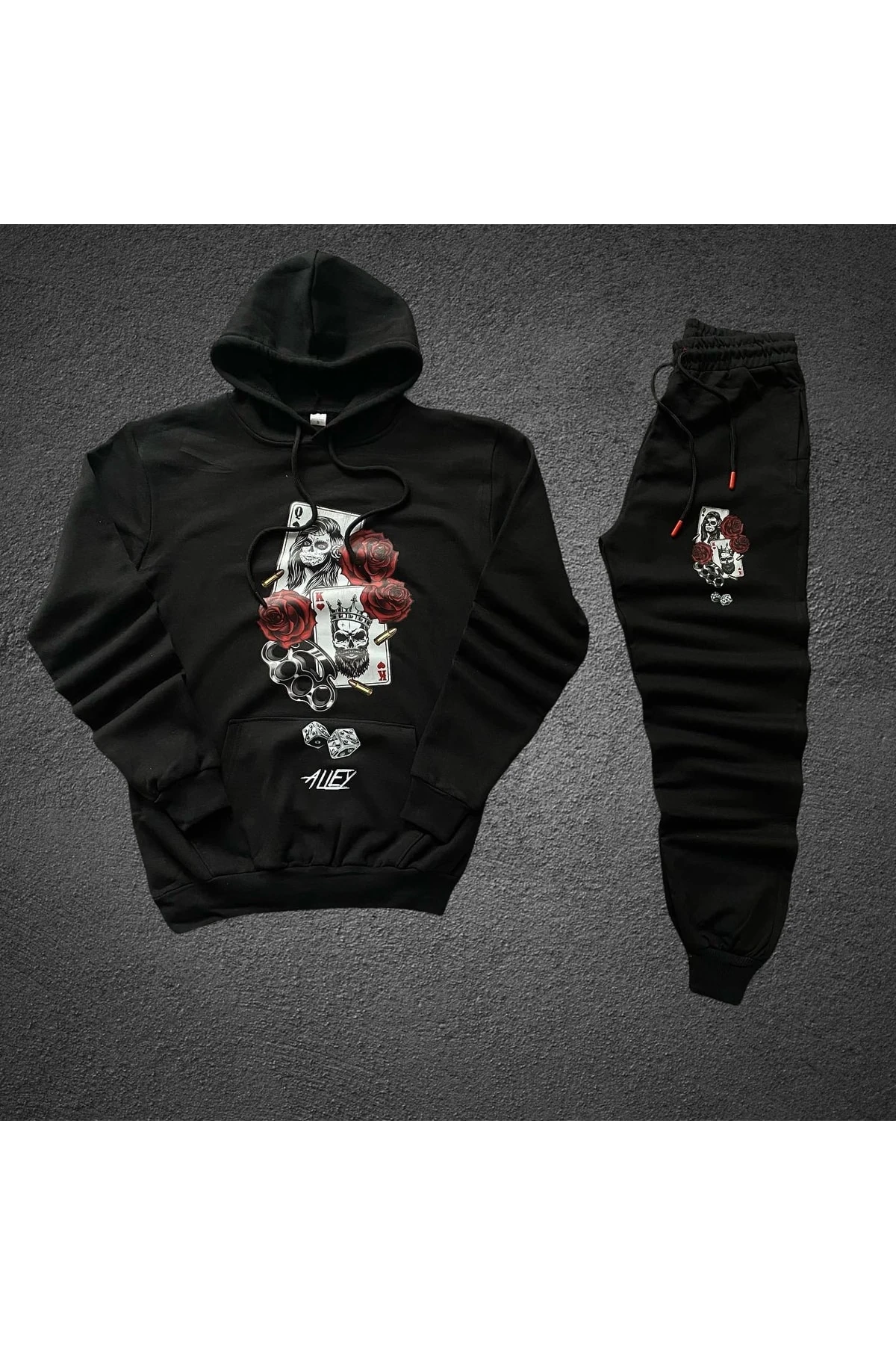 Kapüsonlu Baskili Model