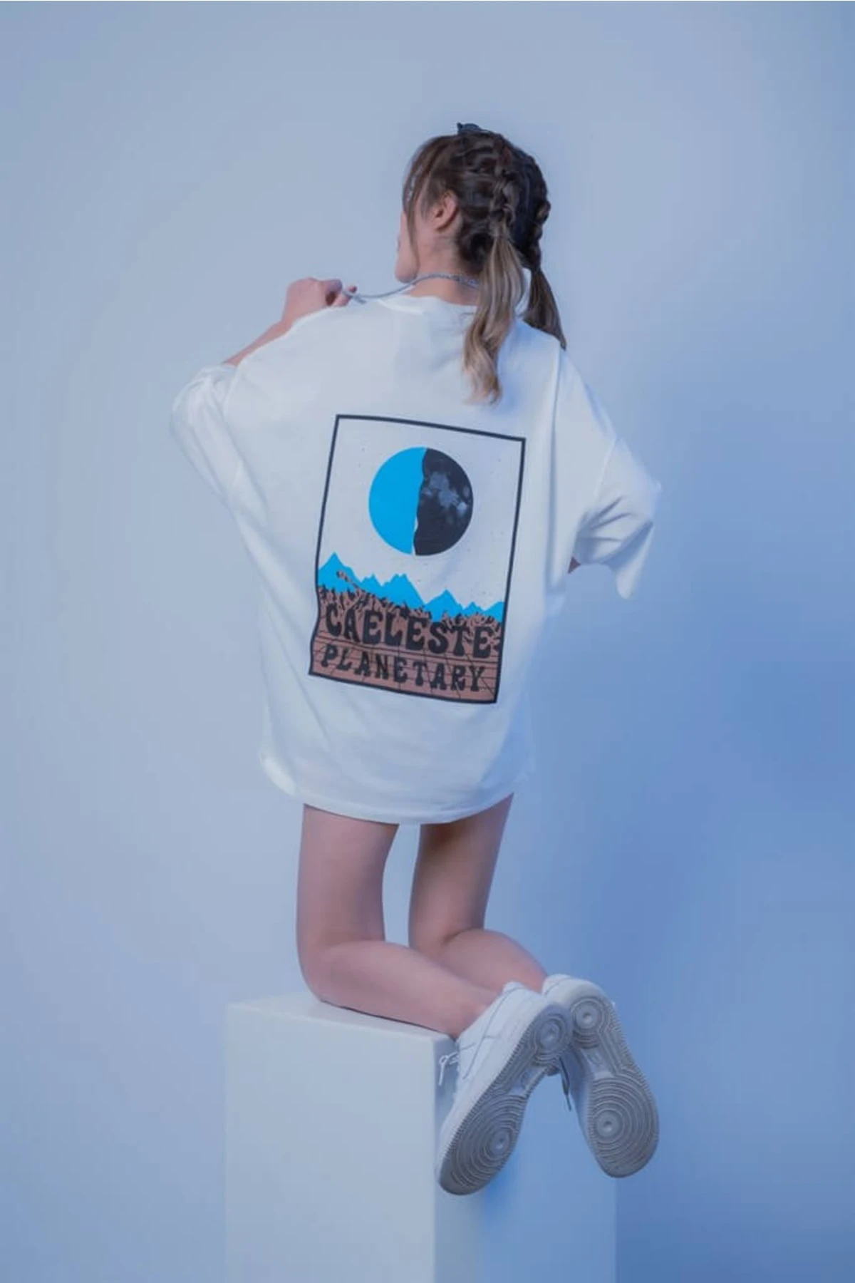 Beyaz Renk Pamuk Caeleste Model Oversize Tshirt
