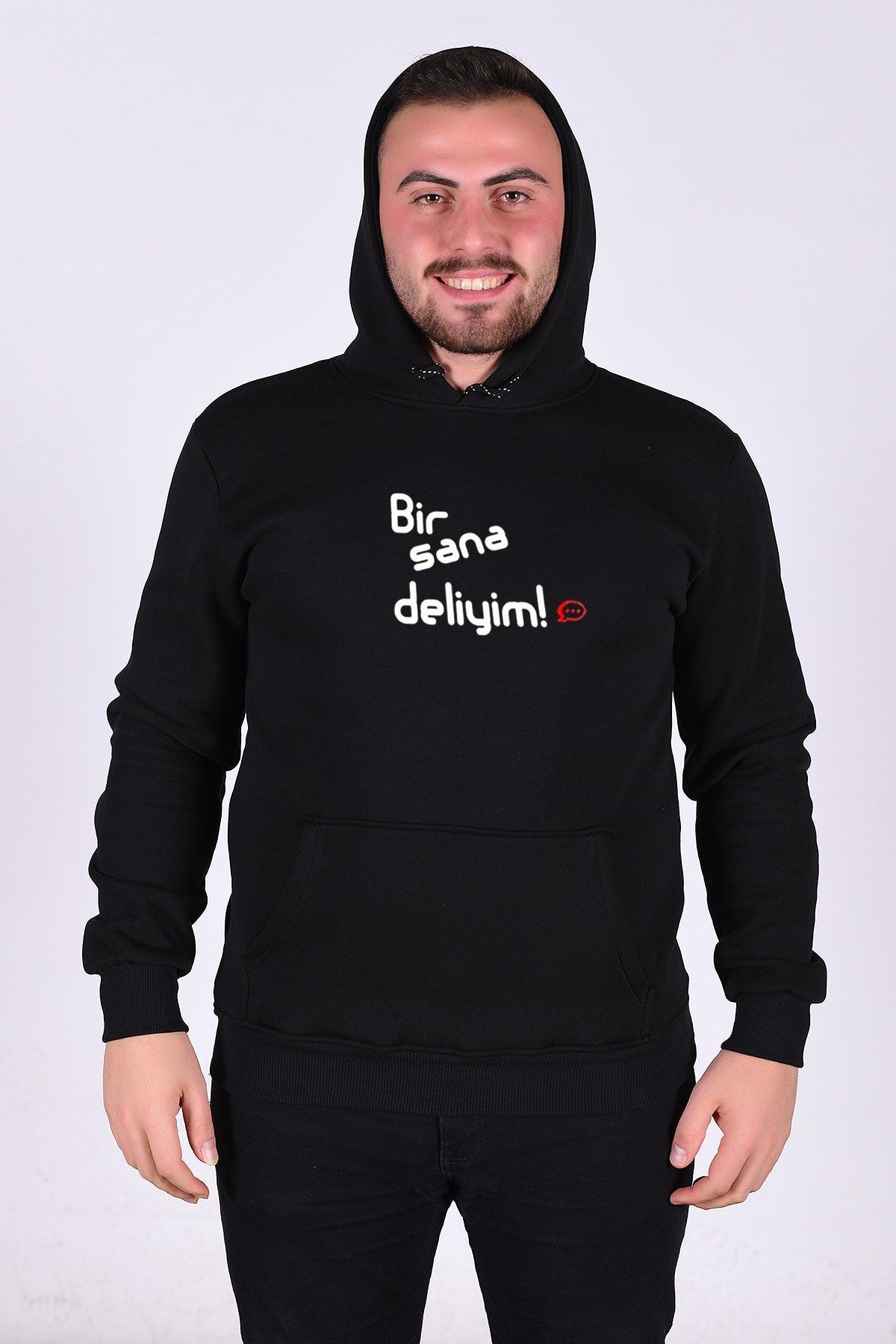 Bir Sana Deliyim Baskılı Kapşonlu Kanguru Cepli Siyah Erkek Sevgili Kombinine Uygun Sweatshirt