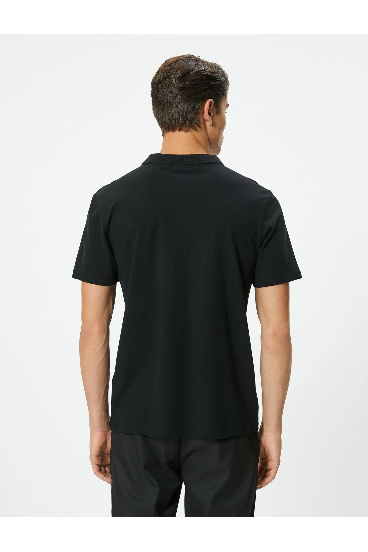 Polo Yaka Tişört Minimal Baskılı Düğmeli Kısa Kollu