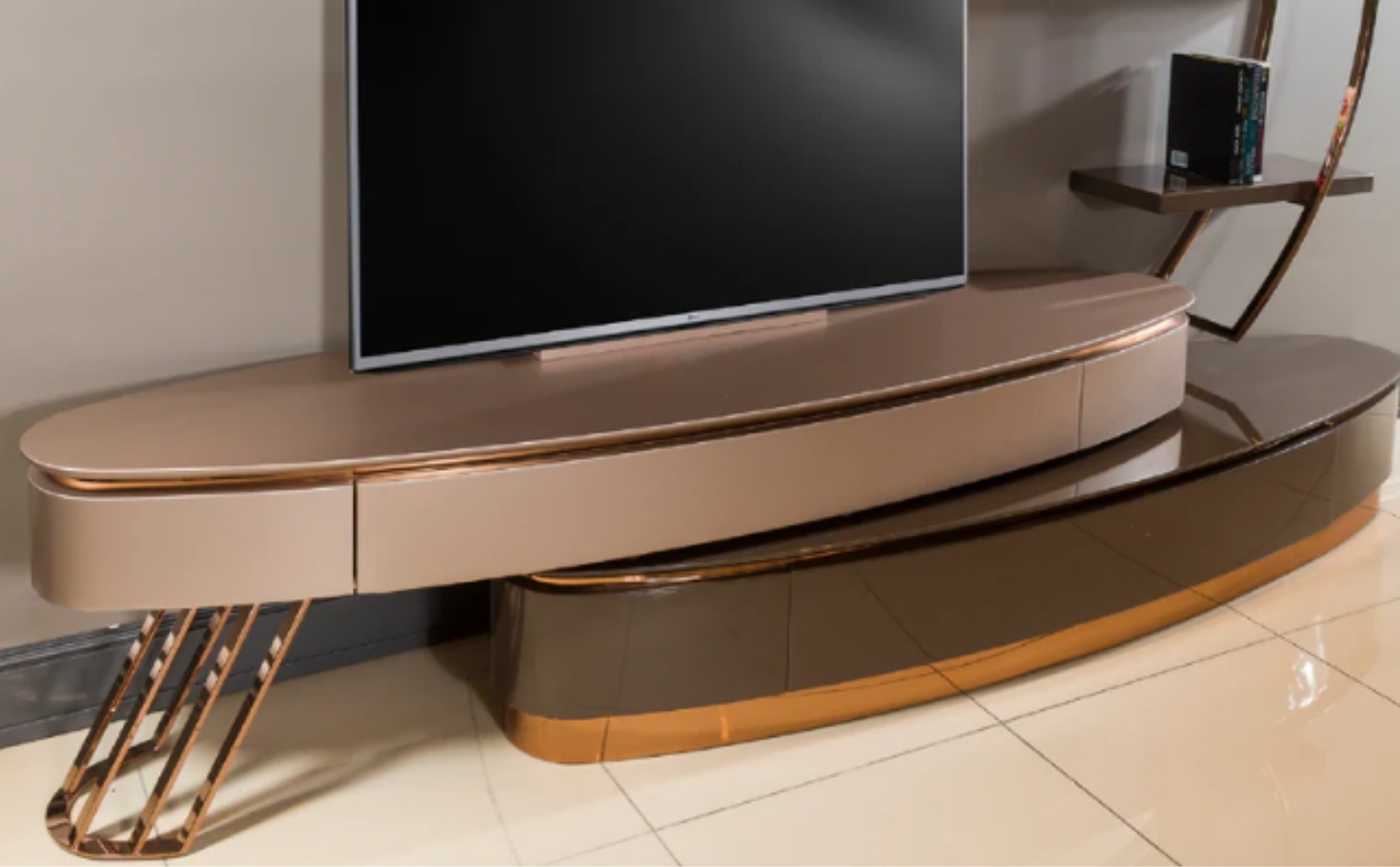 MADRİD TV ÜNİTESİ
