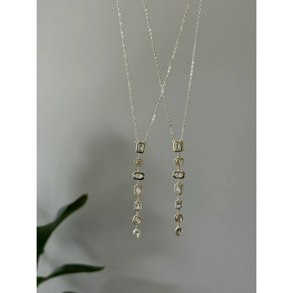 Y Model Gold Dekolte Kolye