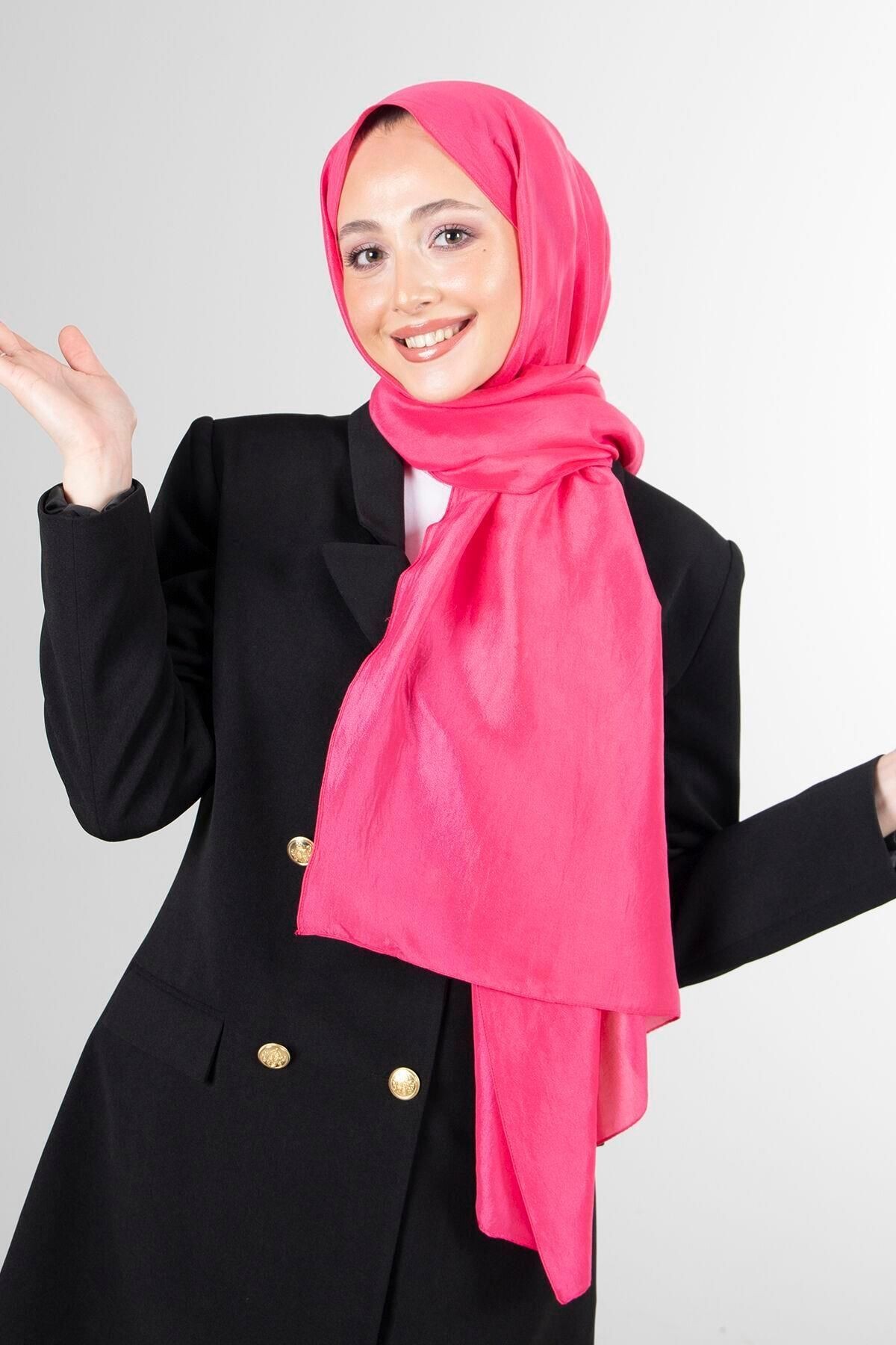 ŞEFTALİ BRİSA VUAL ŞAL