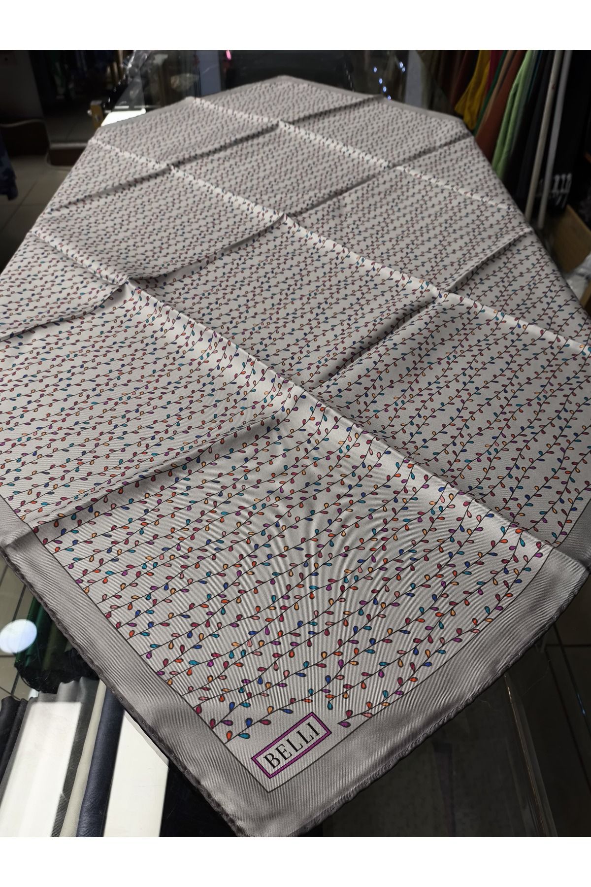 BELLİ Luxury Twill İpek Eşarp | 4128 main variant image