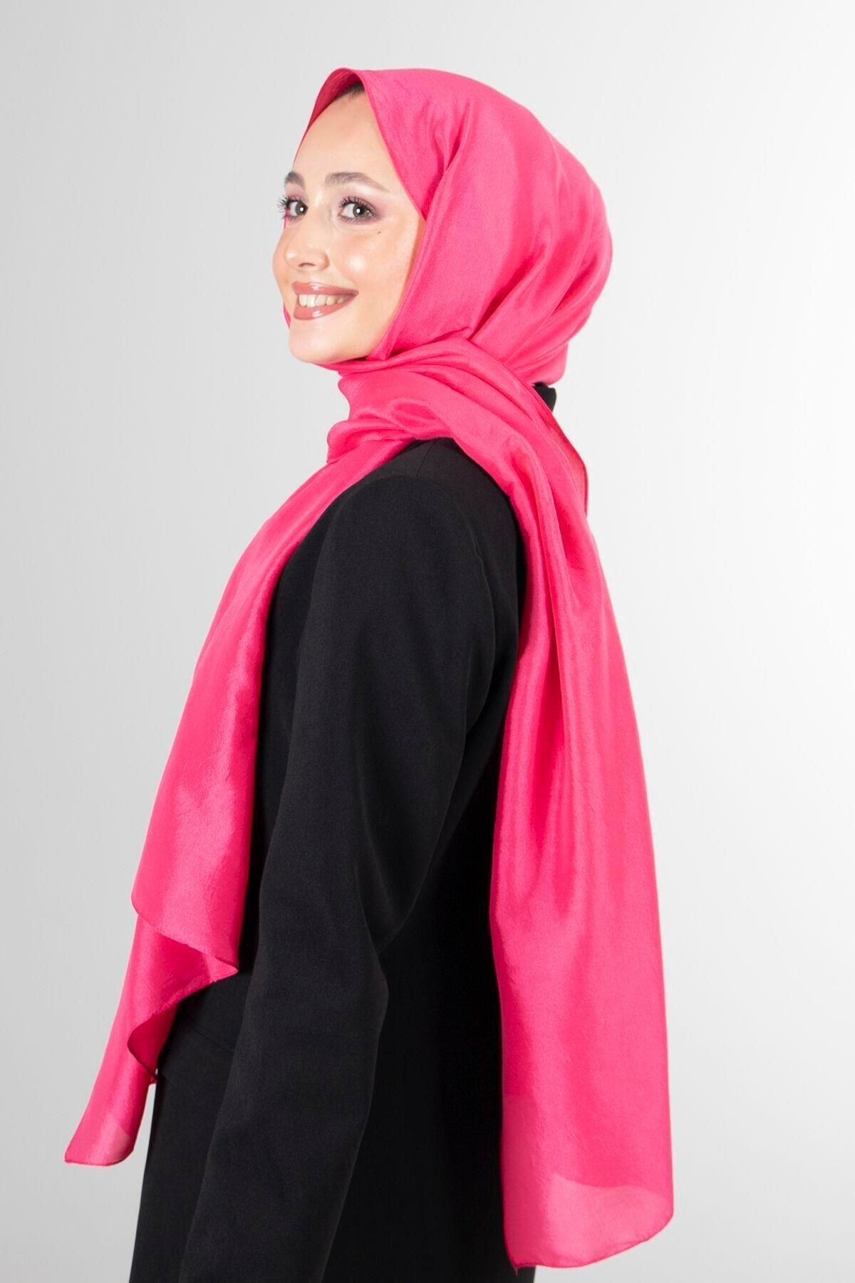 ŞEFTALİ BRİSA VUAL ŞAL