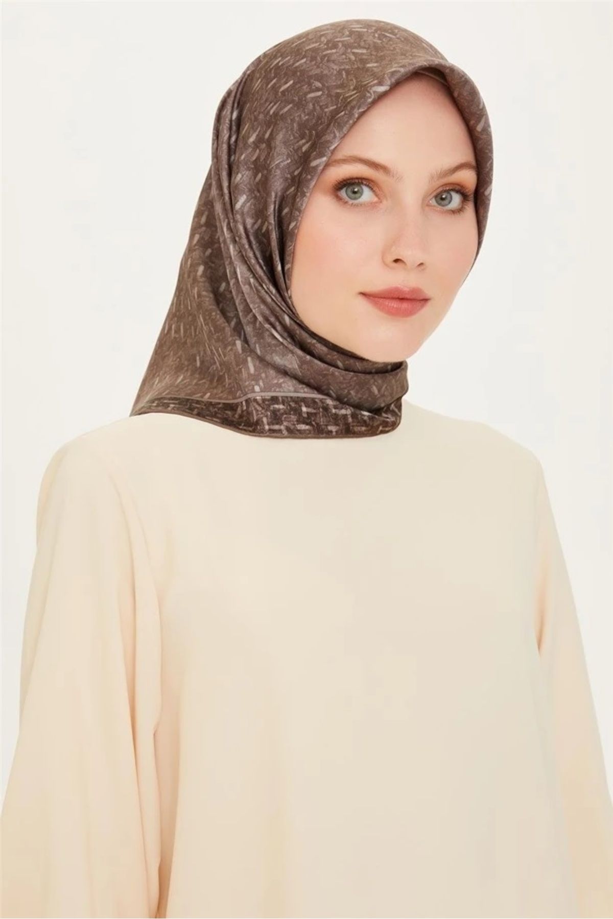 86 Sura Ipek Eşarp 9230d image